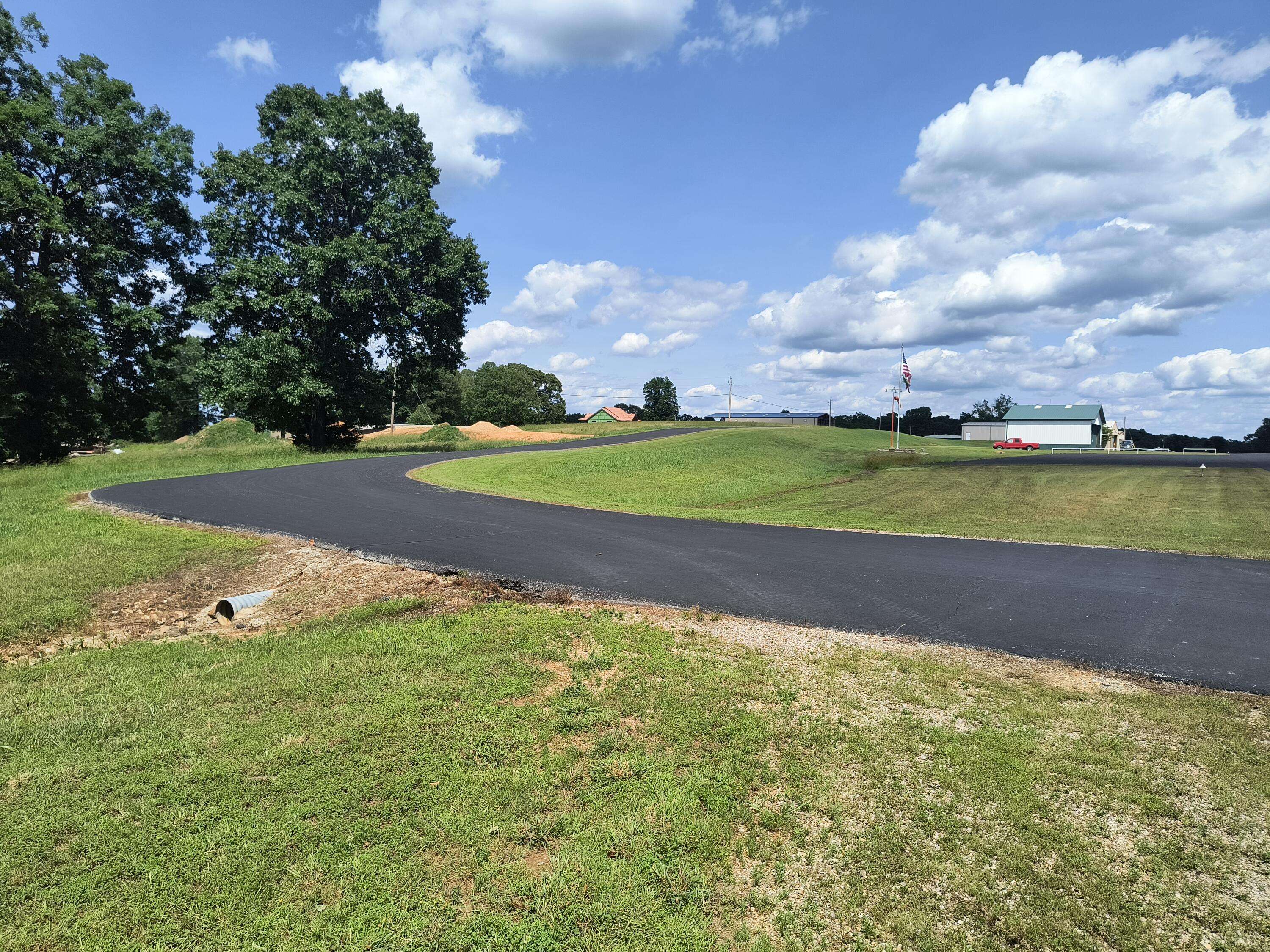 000 Eagle Wing DR, Theodosia, MO 65761