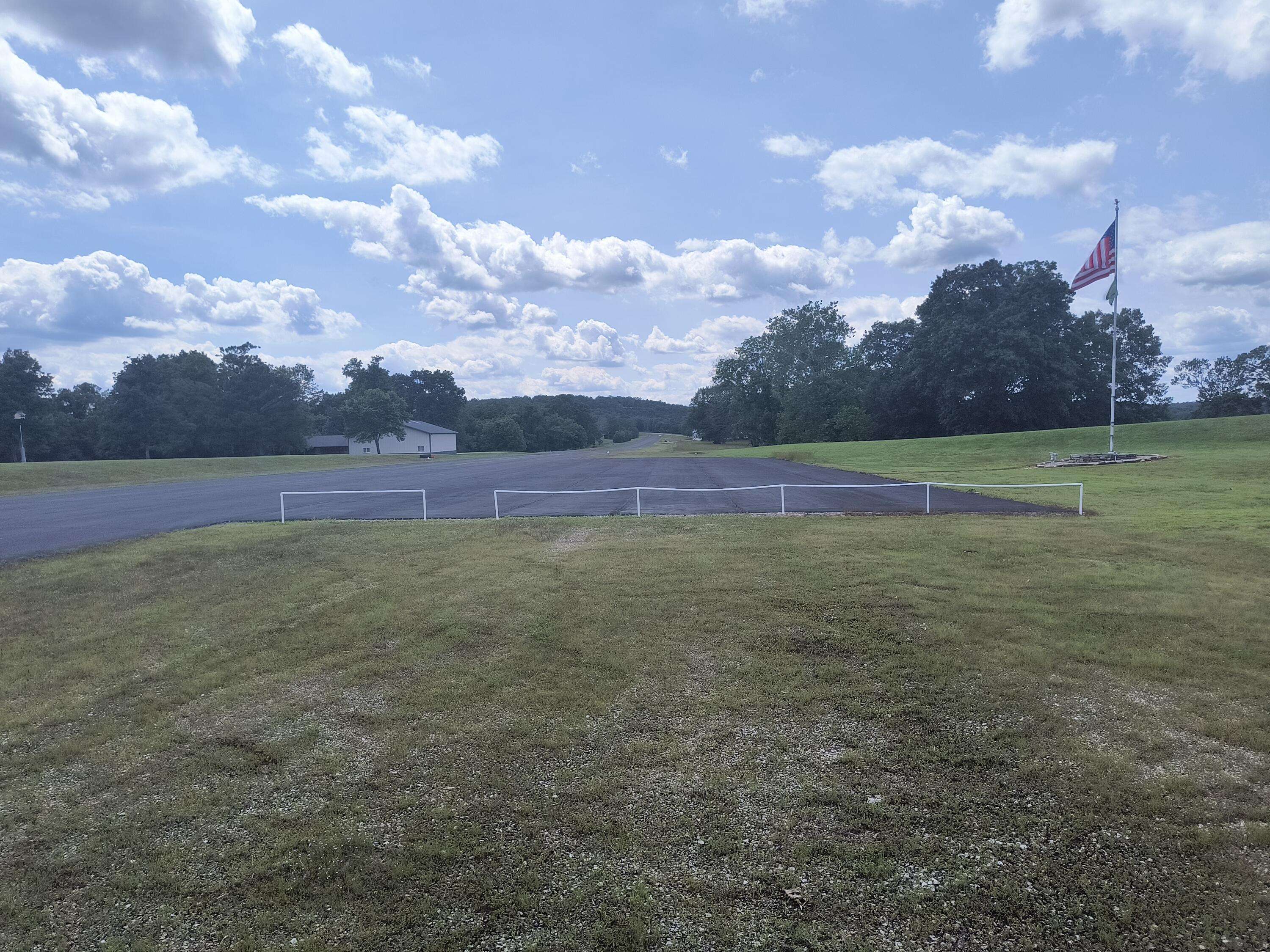 000 Eagle Wing DR, Theodosia, MO 65761