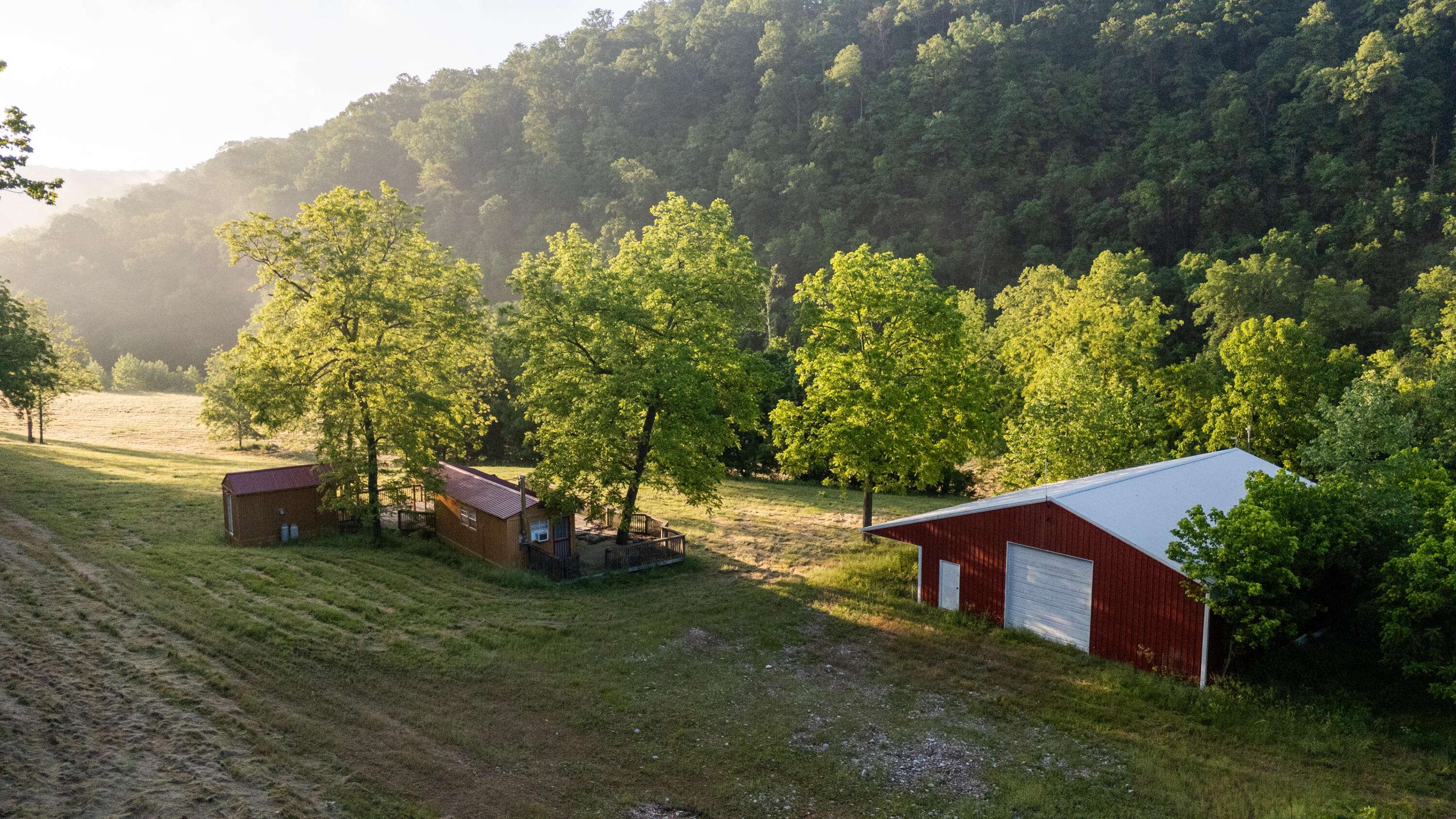0000 Farm Road 1090, Washburn, MO 65772