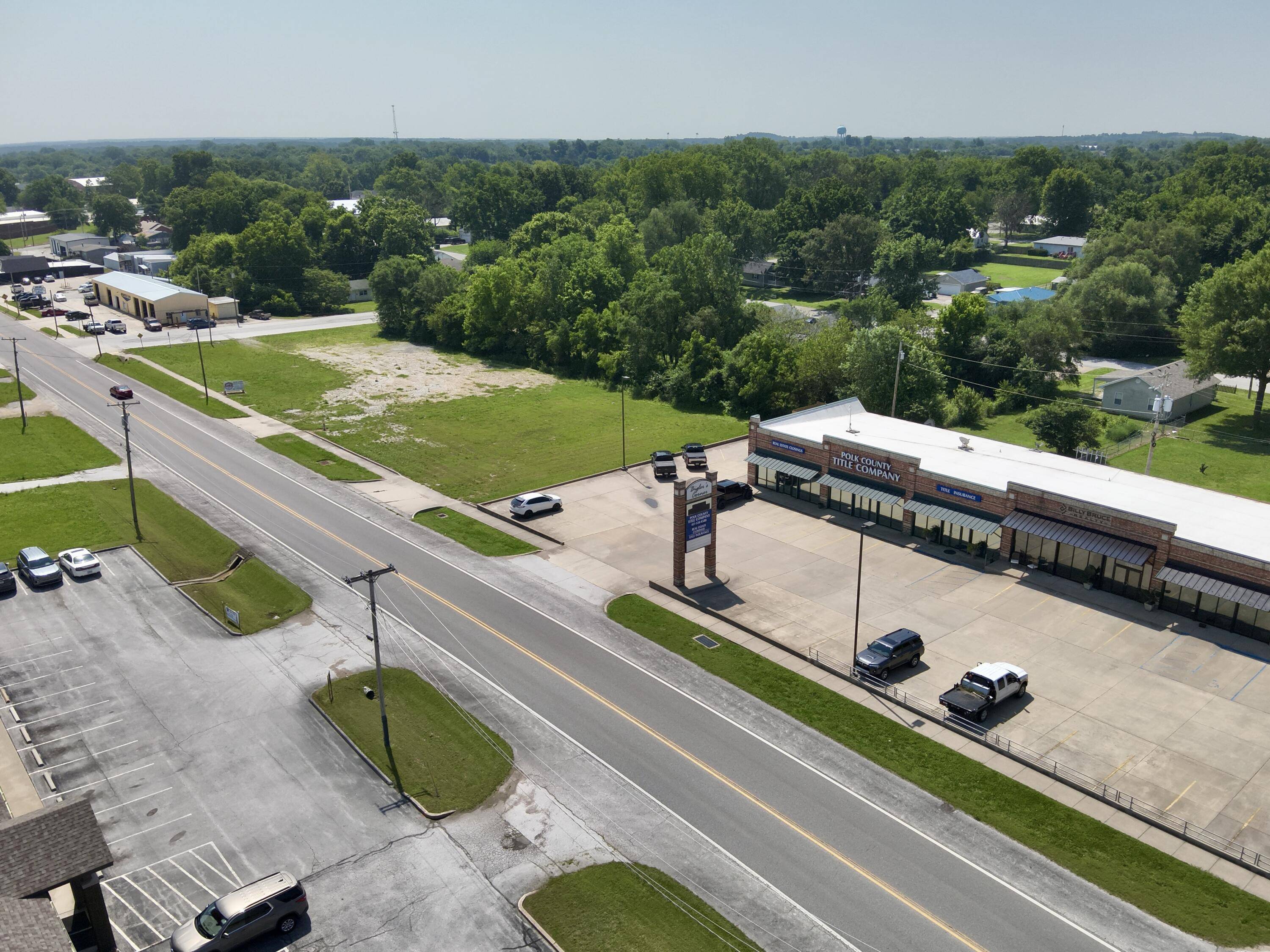 1302 W Broadway ST, Bolivar, MO 65613