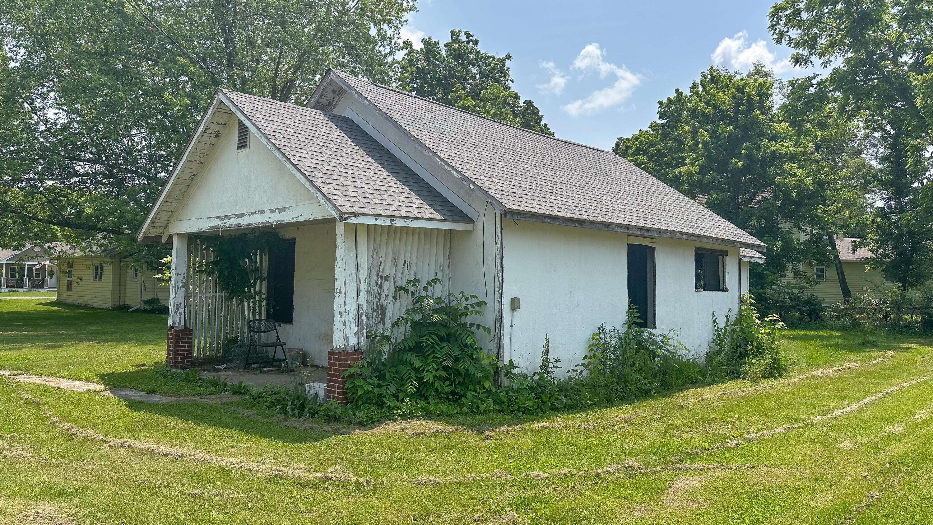 401 W Clouse ST, Mountain Grove, MO 65711