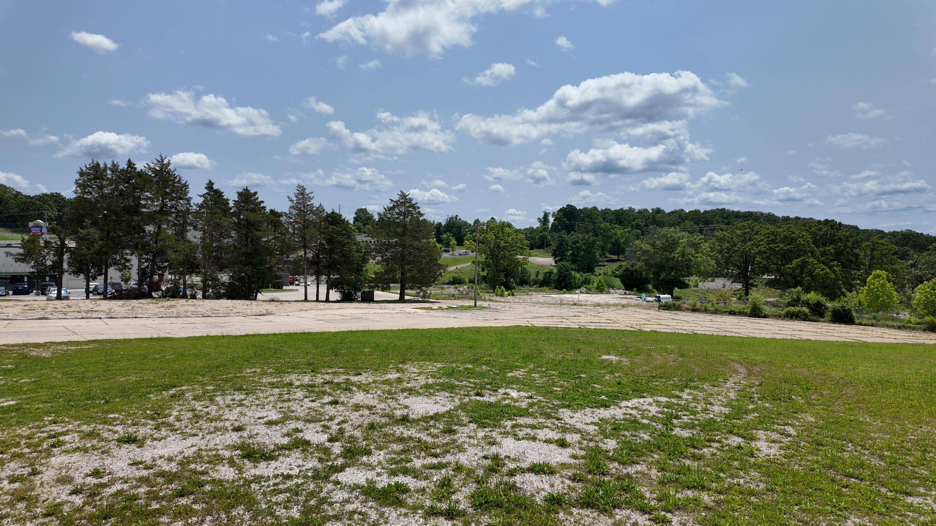1810 State Hwy. 76, Branson, MO 65616