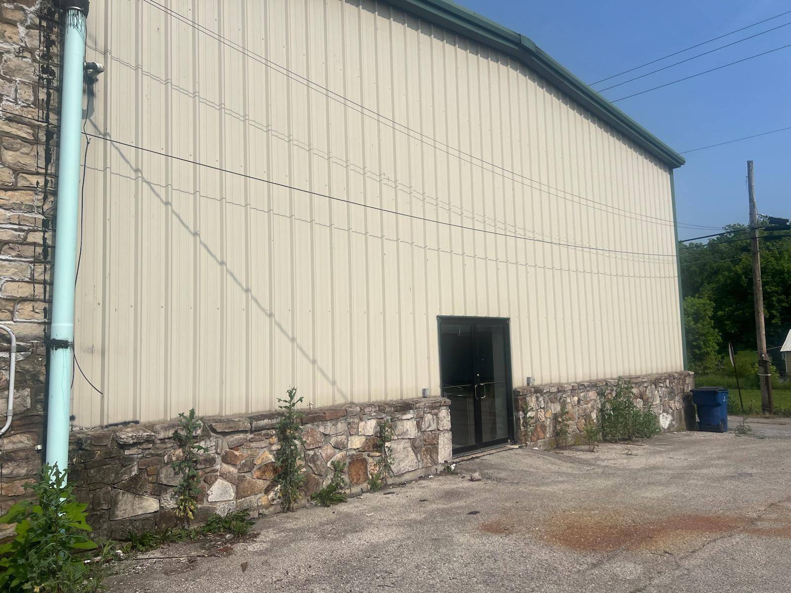 305 Main ST, Mammoth Spring, AR 72554