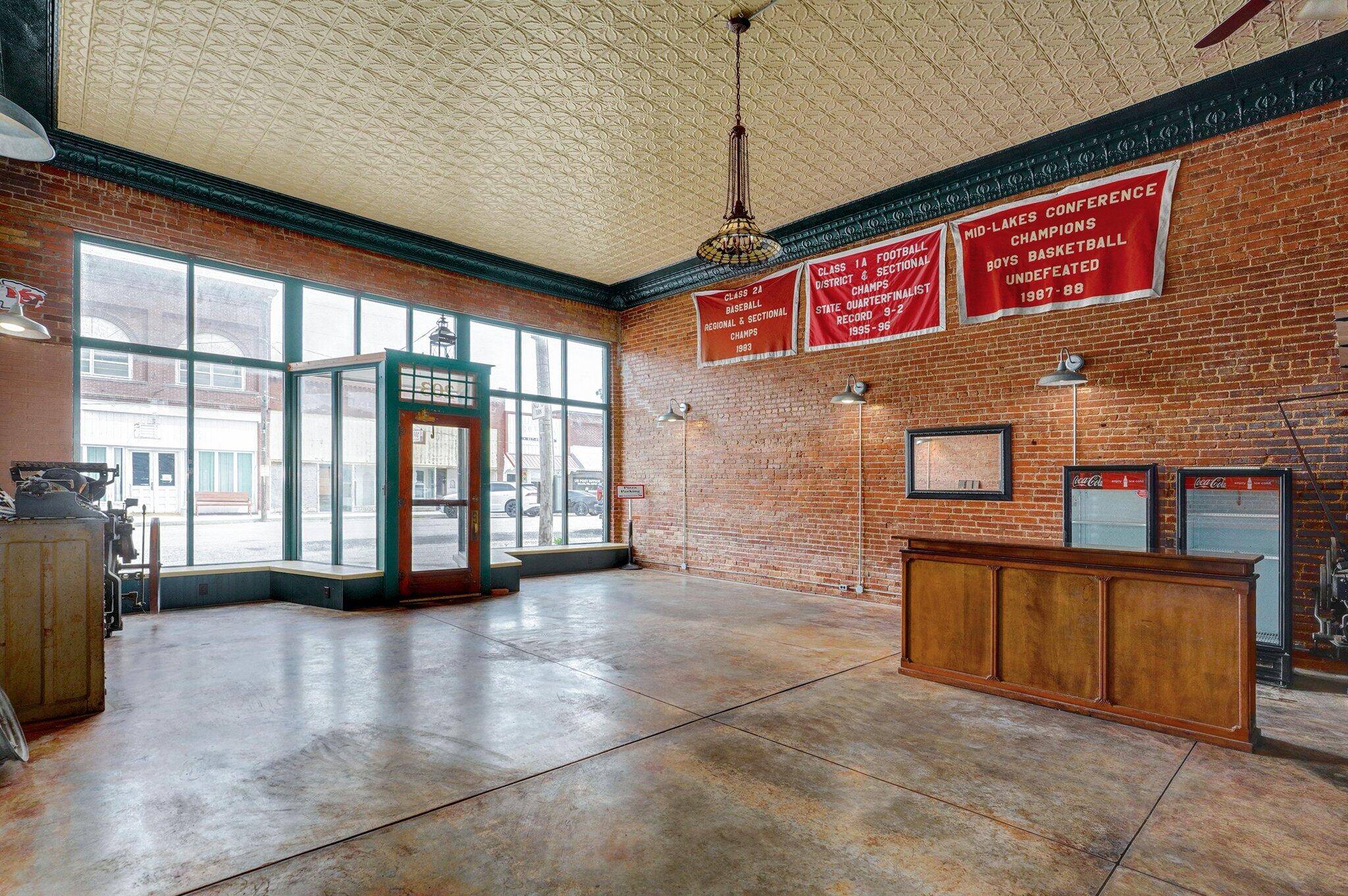 203 E Main ST, Miller, MO 65707