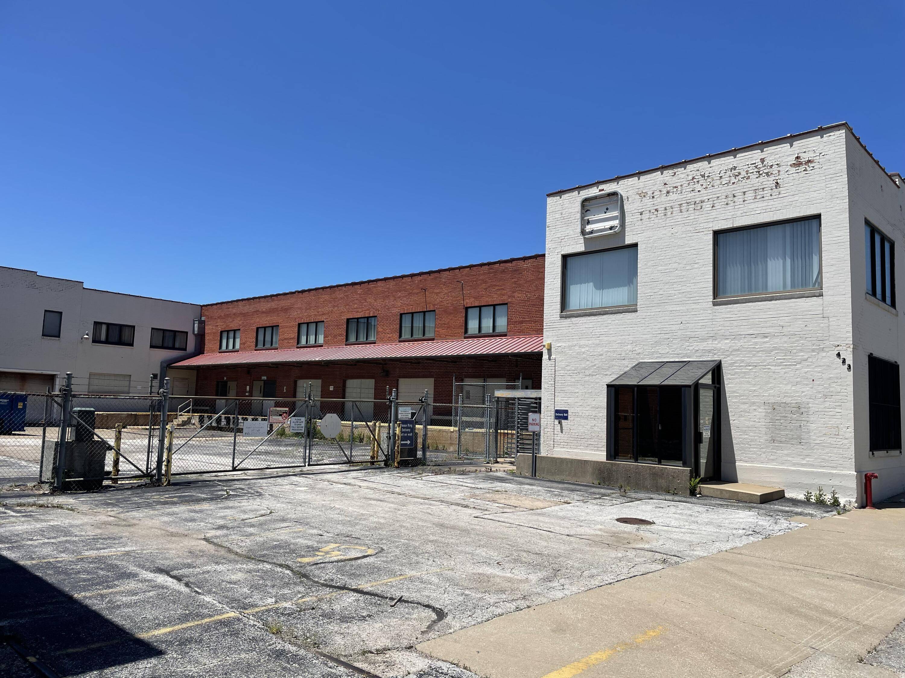 423 N Campbell AVE, Springfield, MO 65806