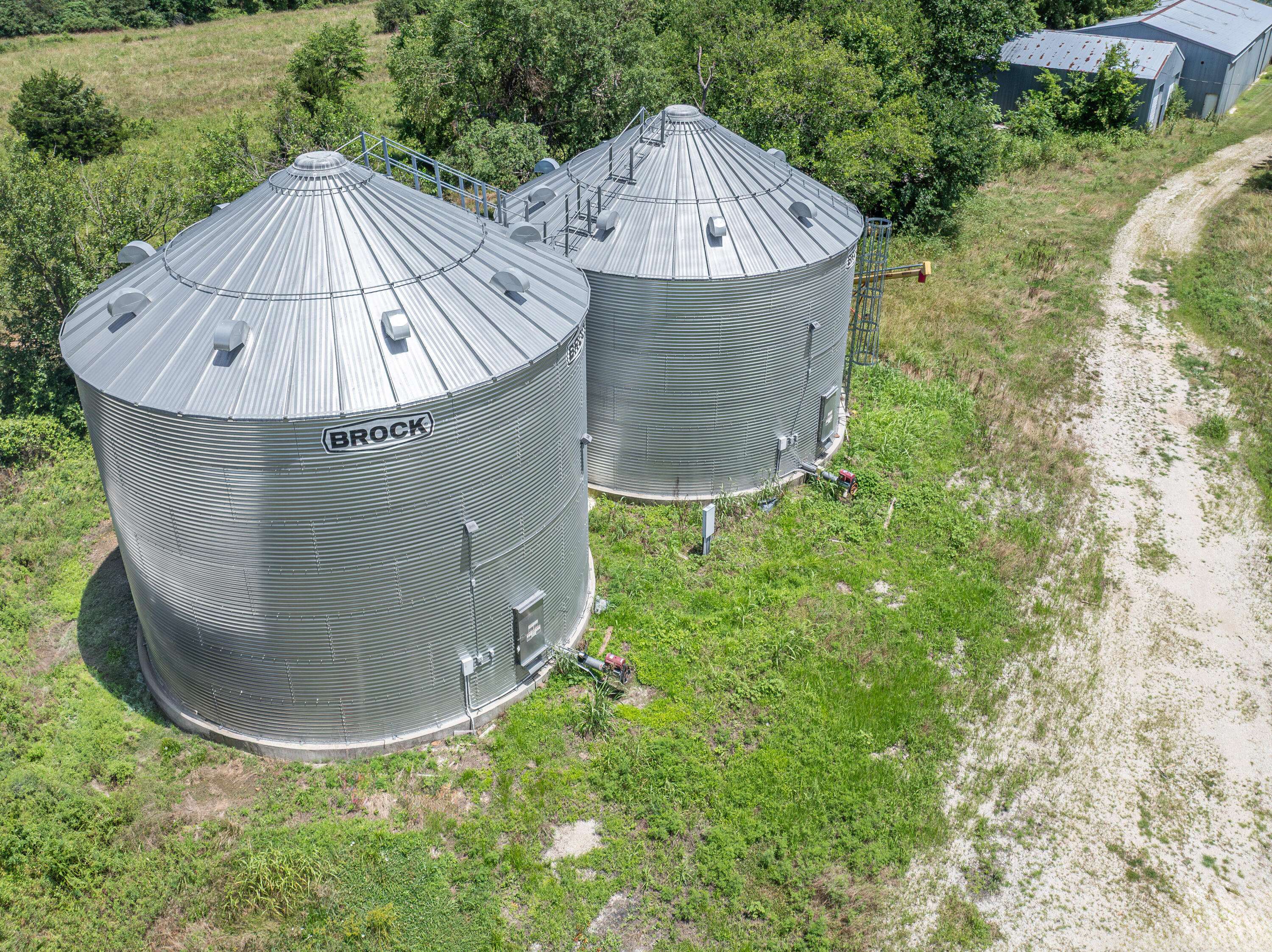 861 N Dade 41, Lockwood, MO 65682