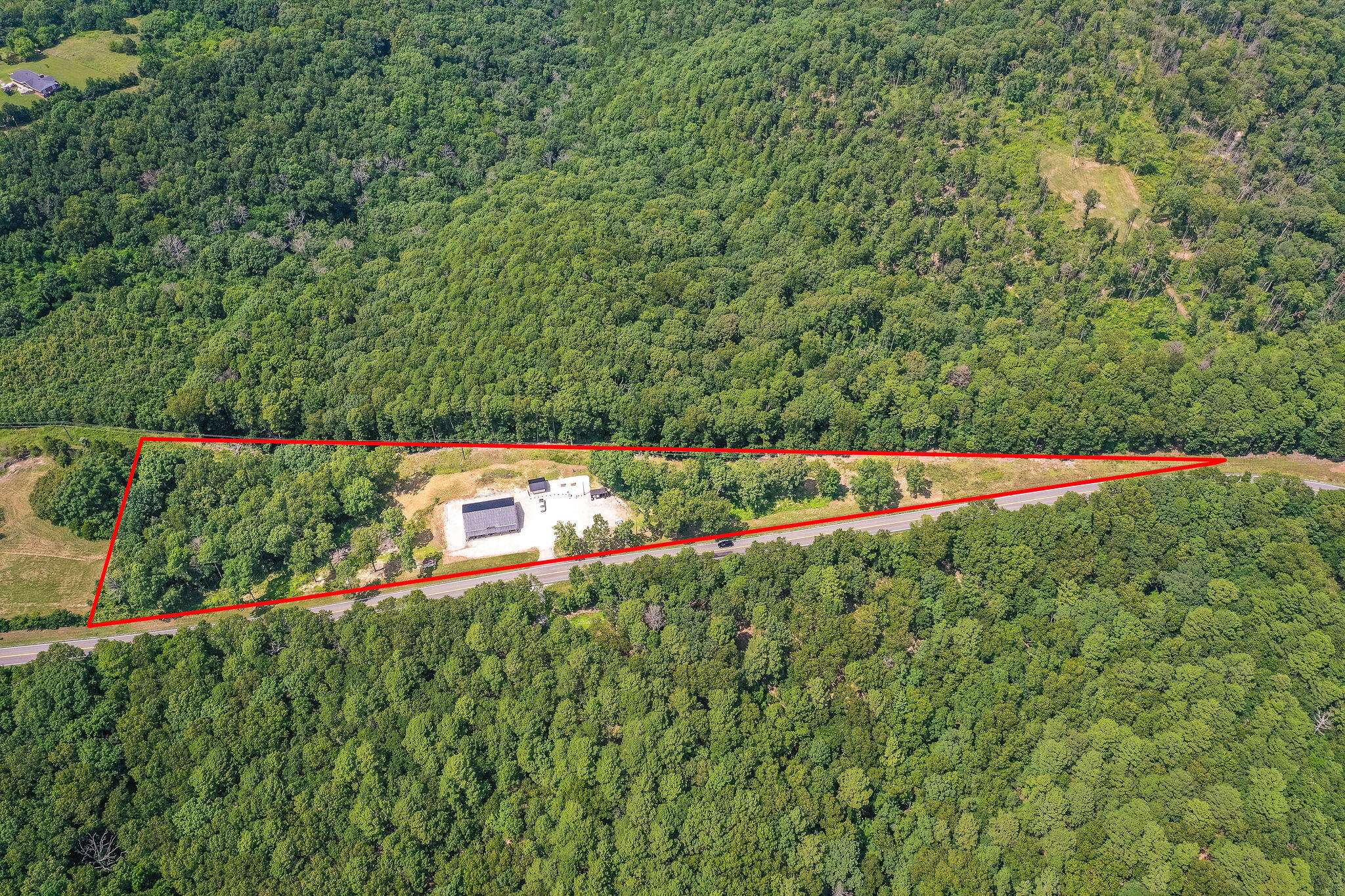 9281 East State Hwy 86, Blue Eye, MO 65611