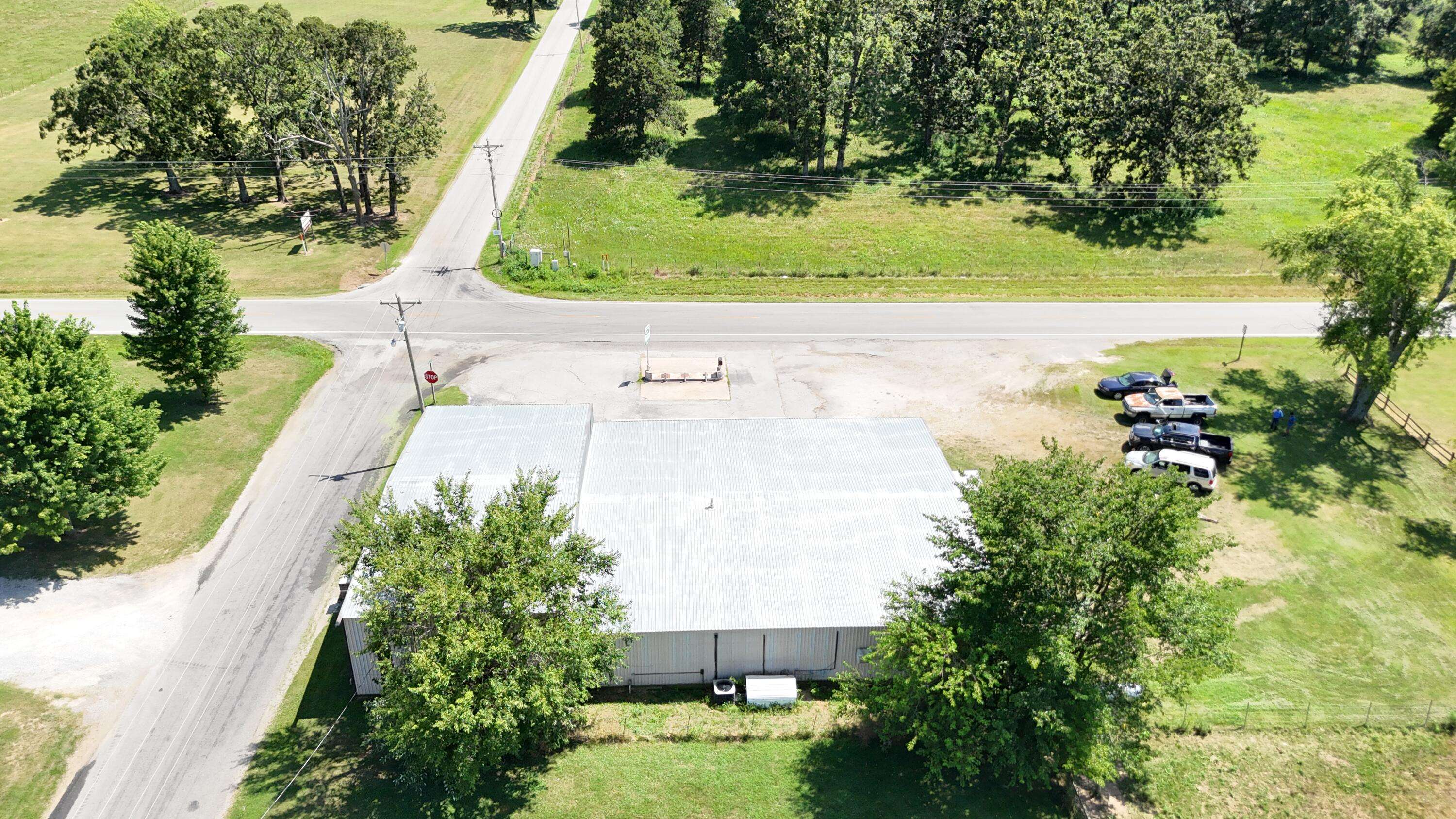 10468 State Highway C, Purdy, MO 65734