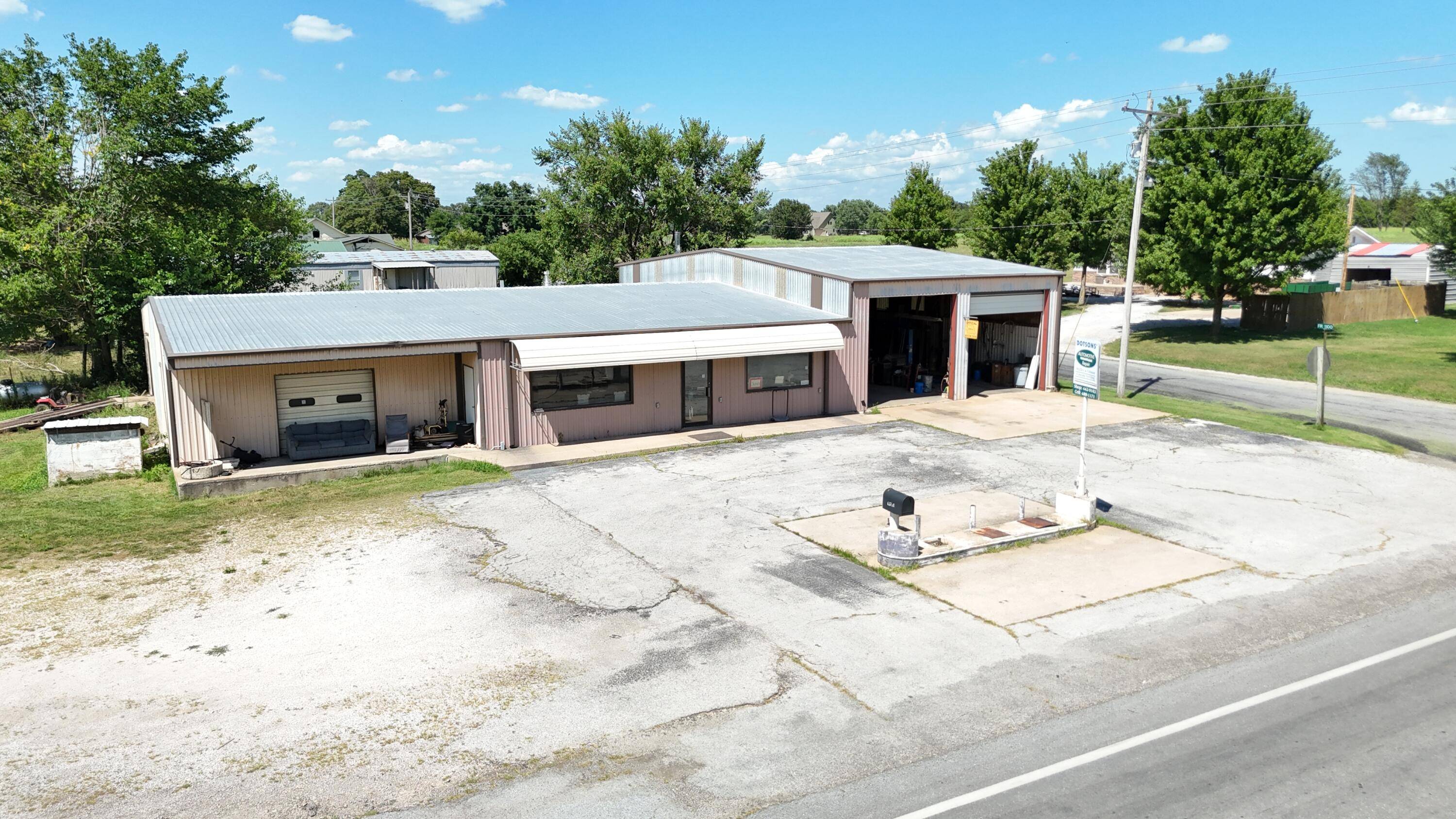 10468 State Highway C, Purdy, MO 65734