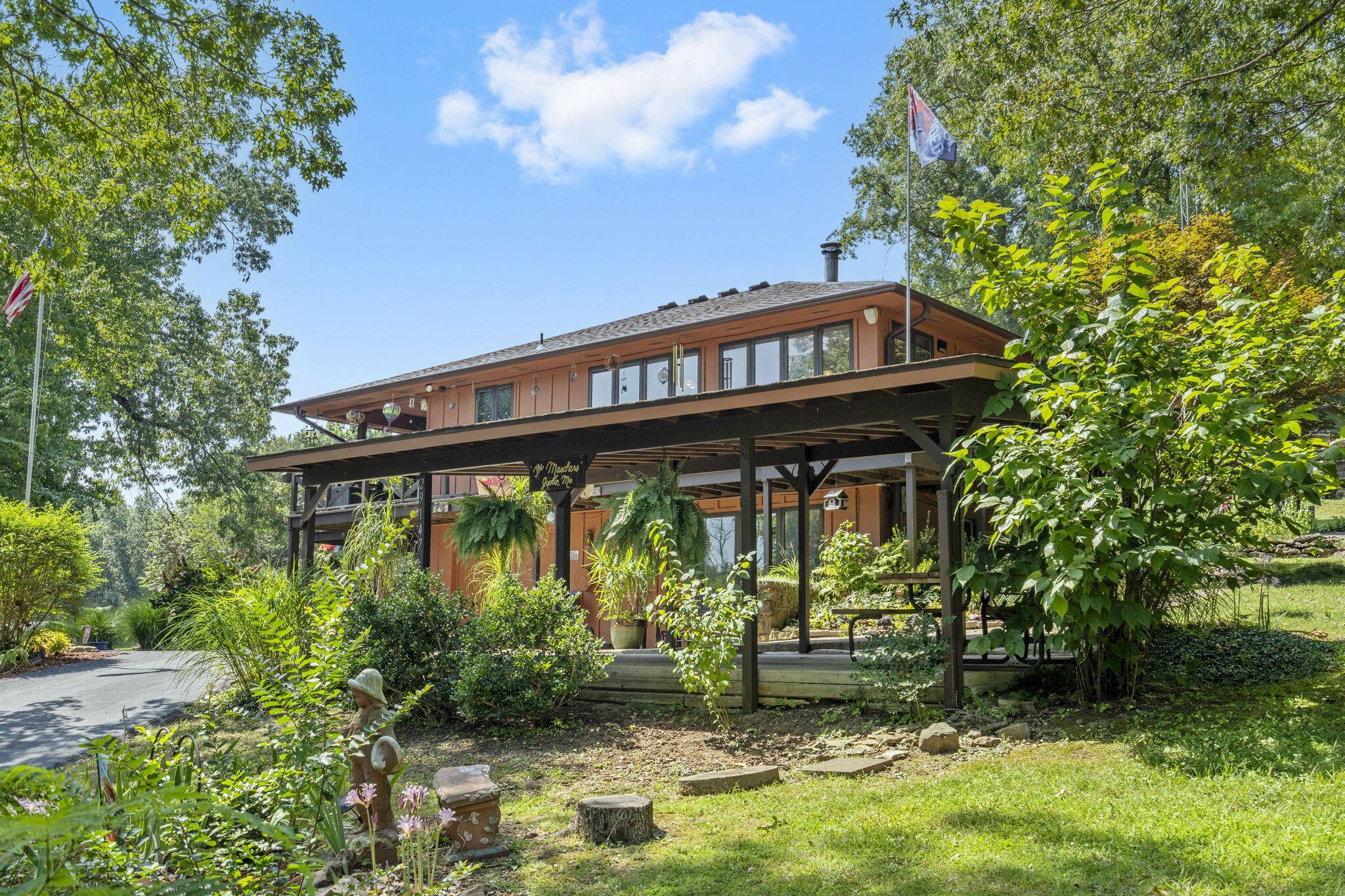 29147 Farm Road 1225, Eagle Rock, MO 65641