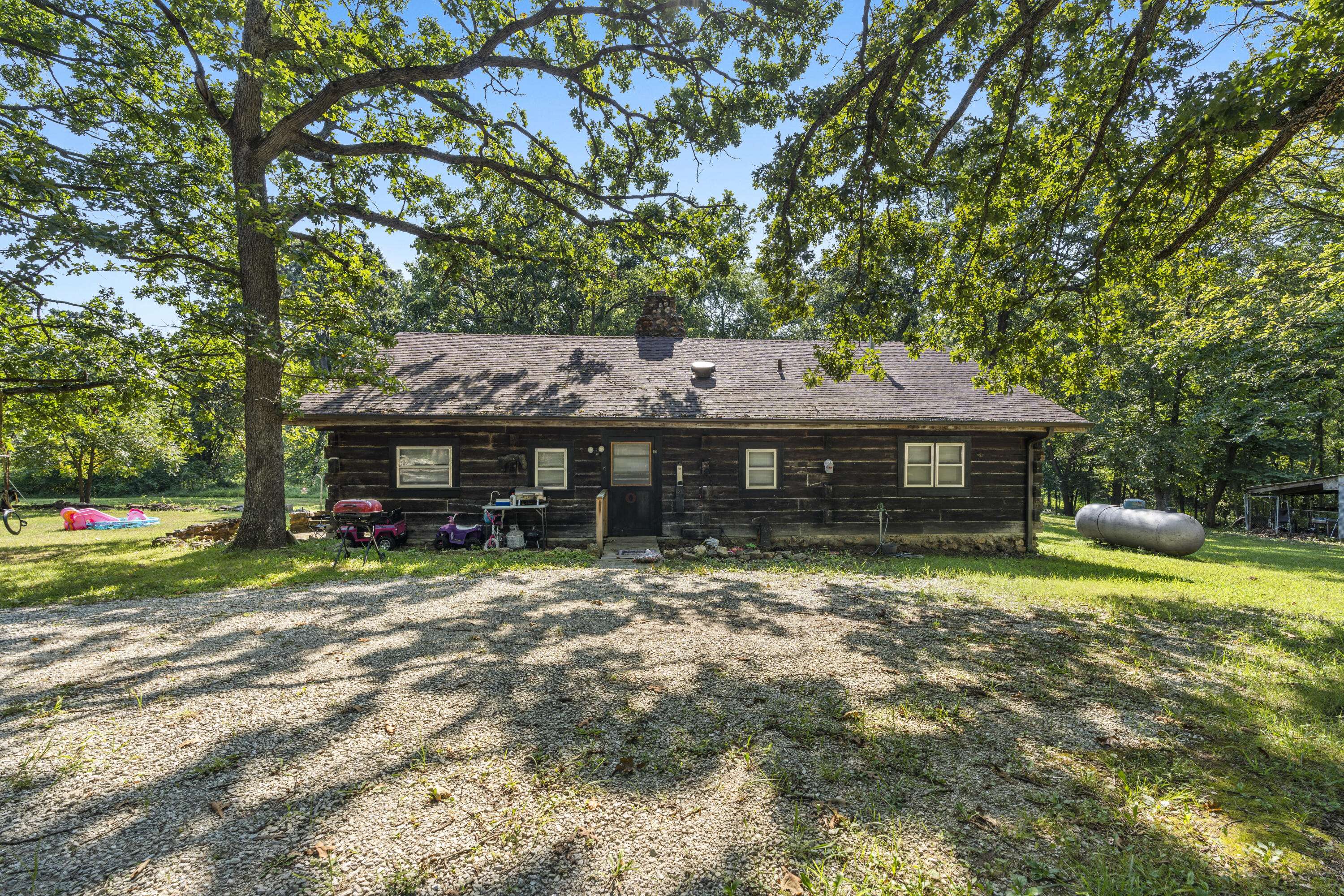 13118 Tyree Road RD, Moundville, MO 64771