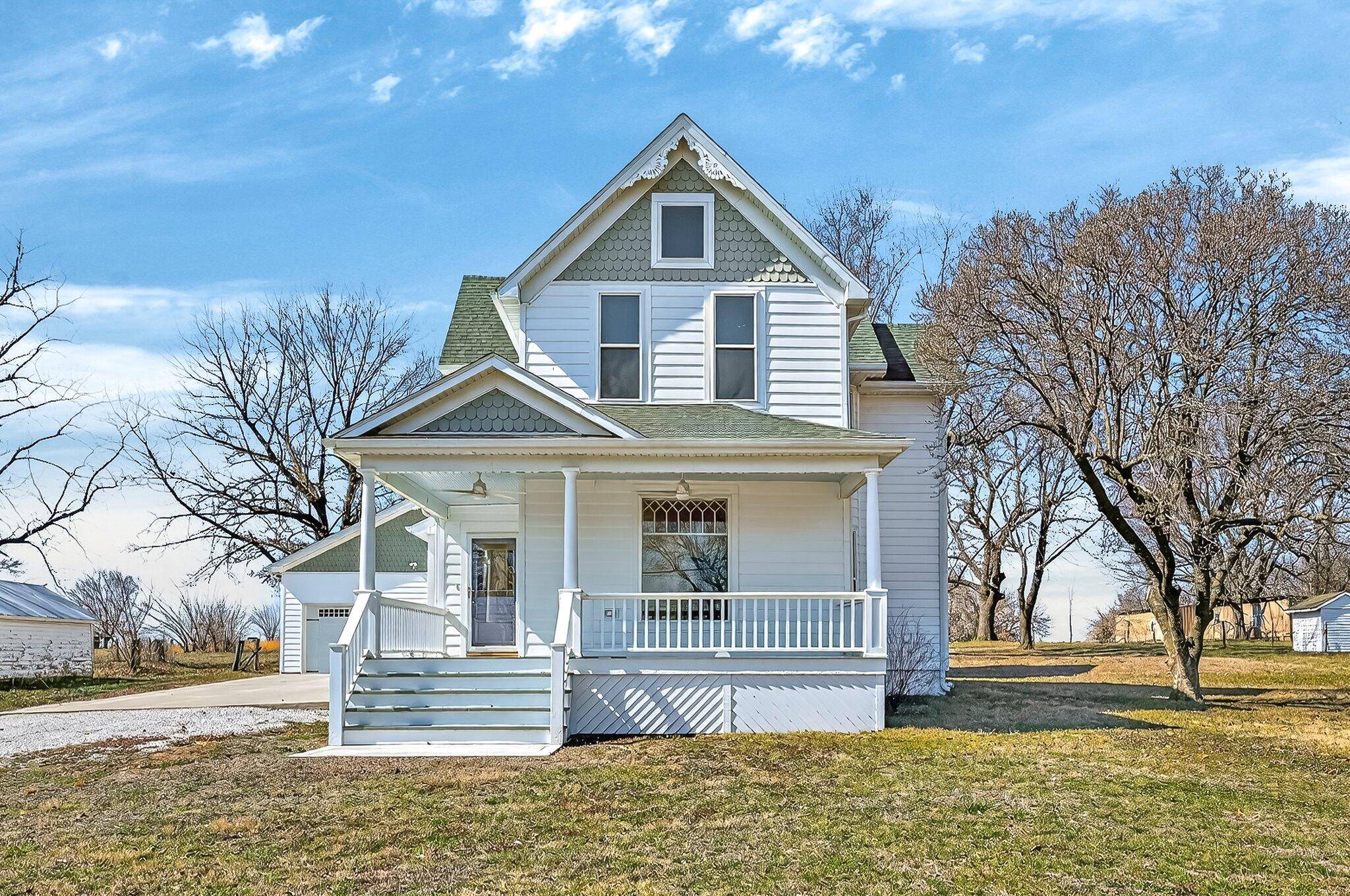 1331 S Copeland ST, Morrisville, MO 65710