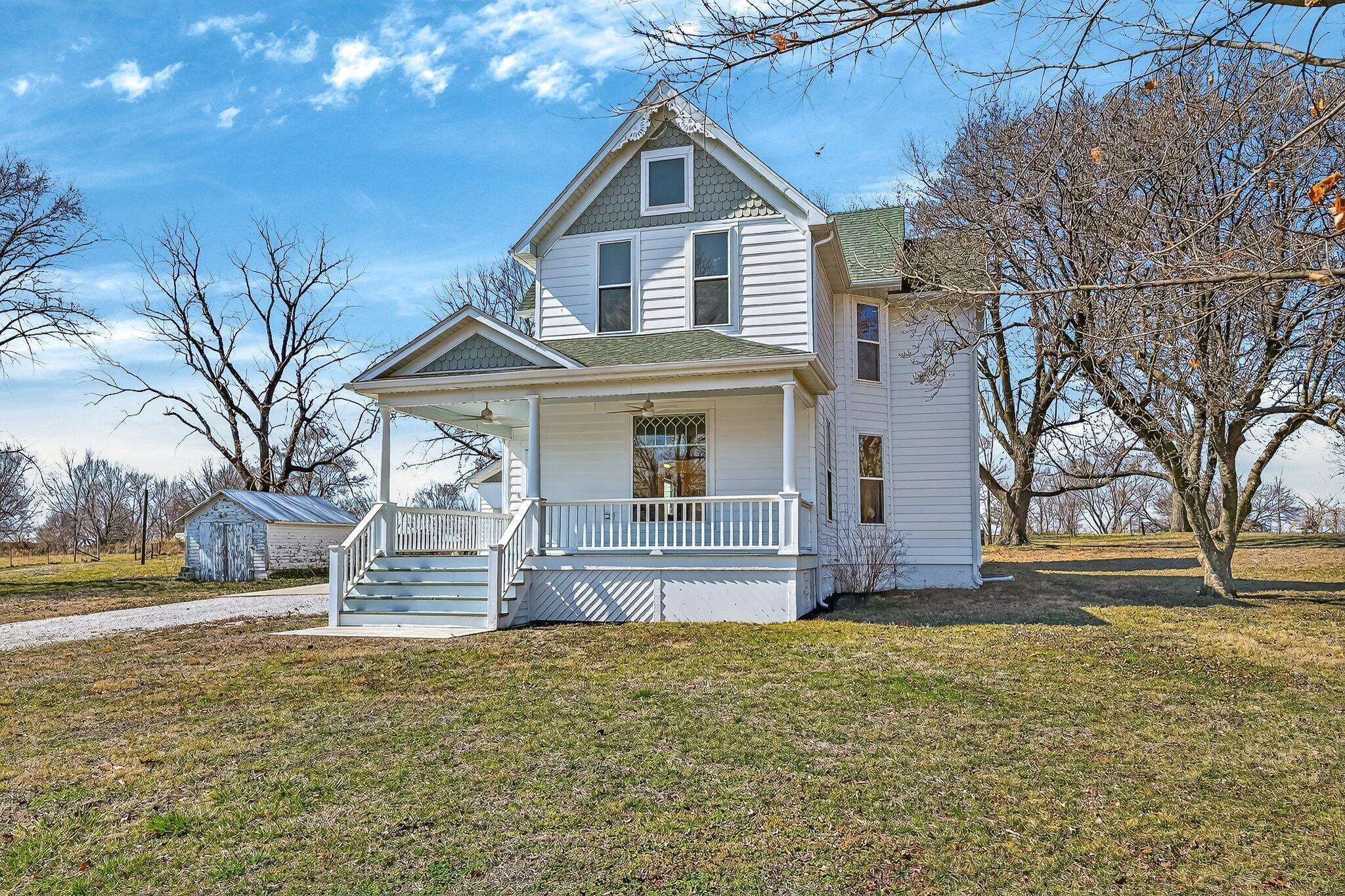 1331 S Copeland ST, Morrisville, MO 65710