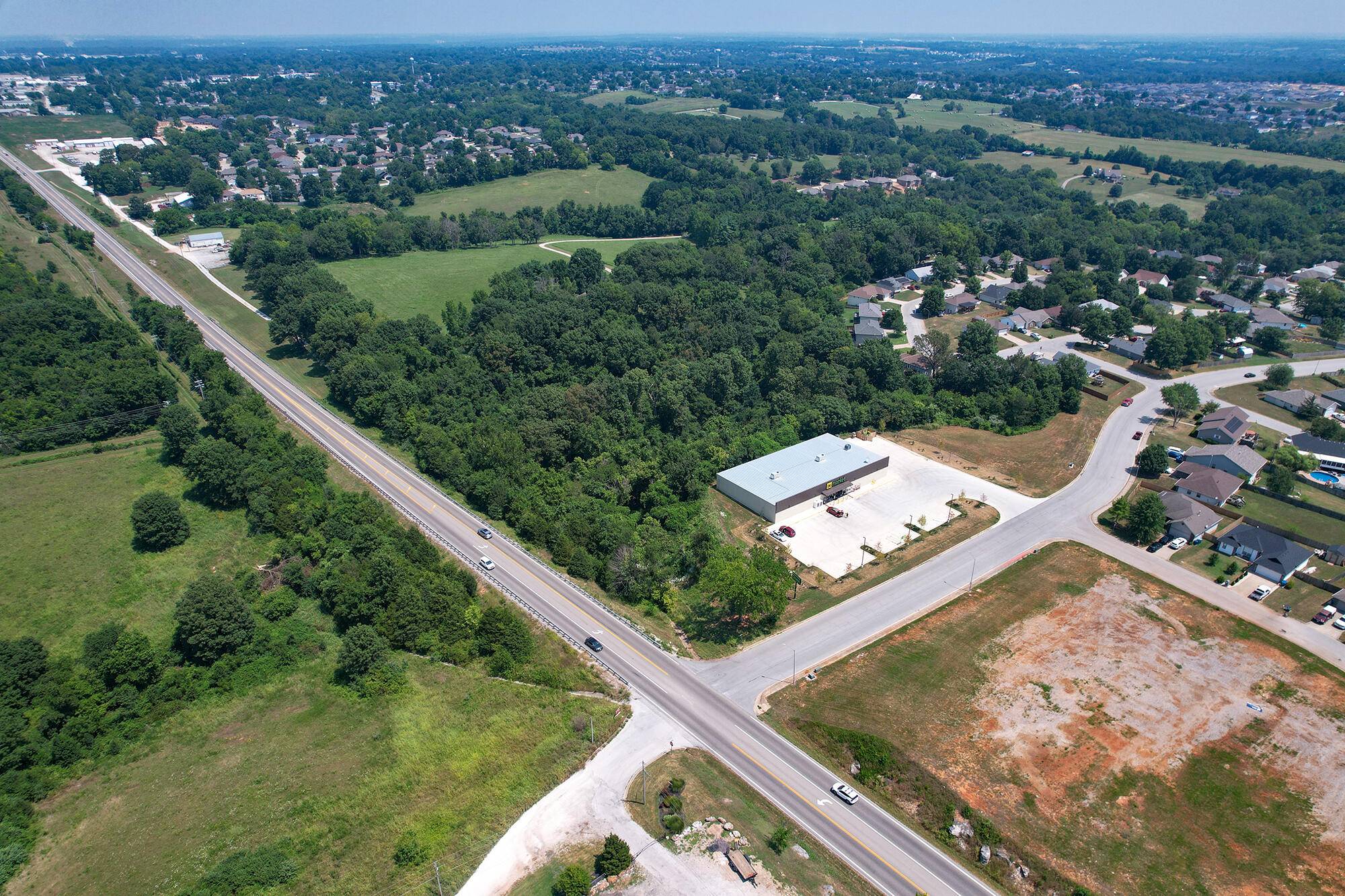 287 Sunrise DR, Nixa, MO 65714