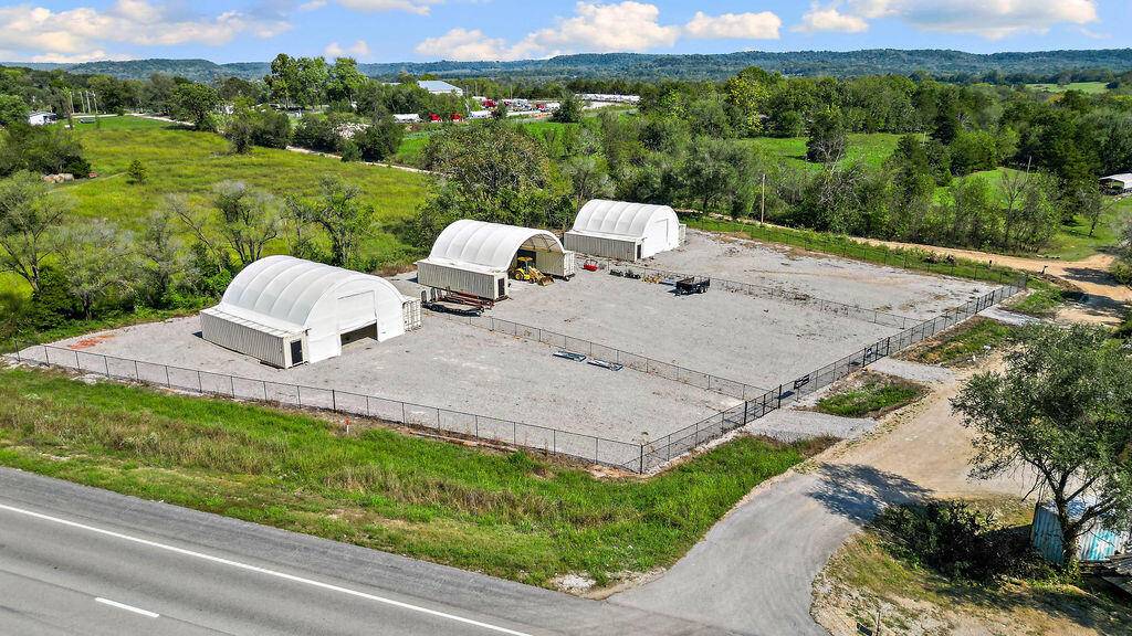303 O'Brien LN, Jane, MO 64856
