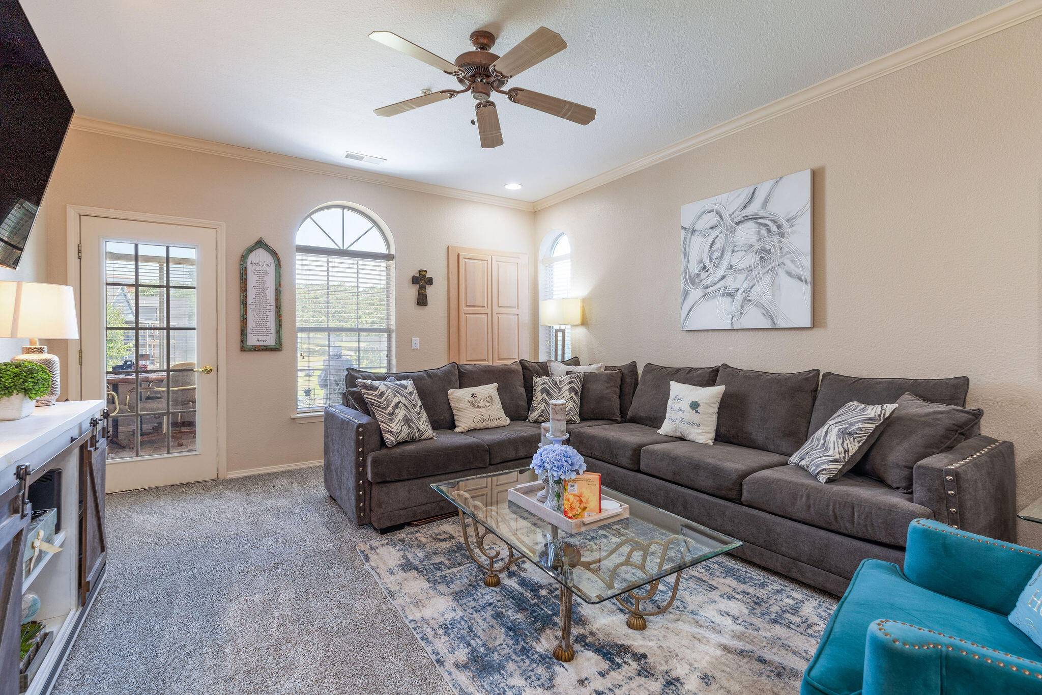 200 Glory RD #D2, Branson, MO 65616