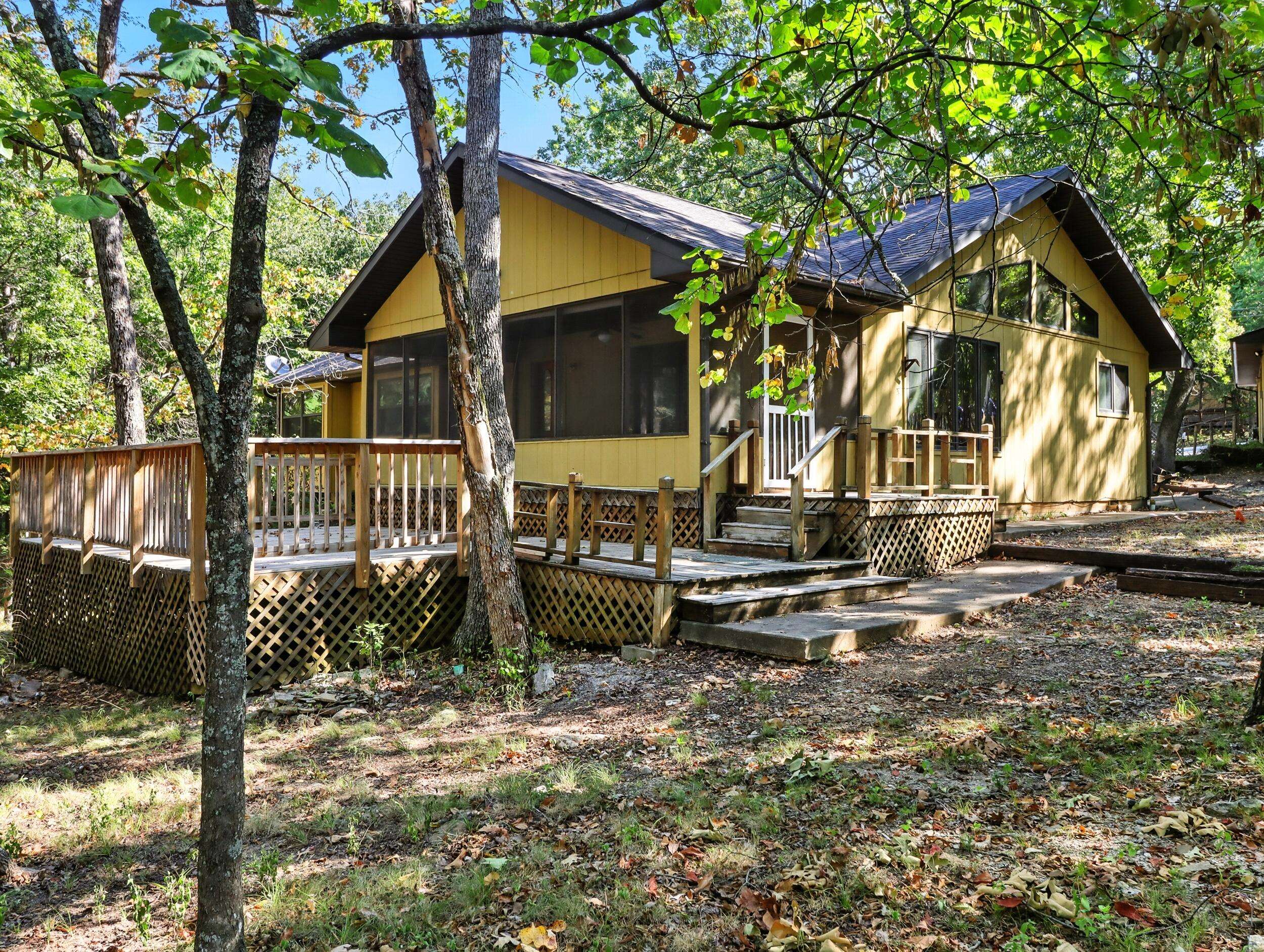 485 Holiday Acres Circle CIR, Branson West, MO 65737