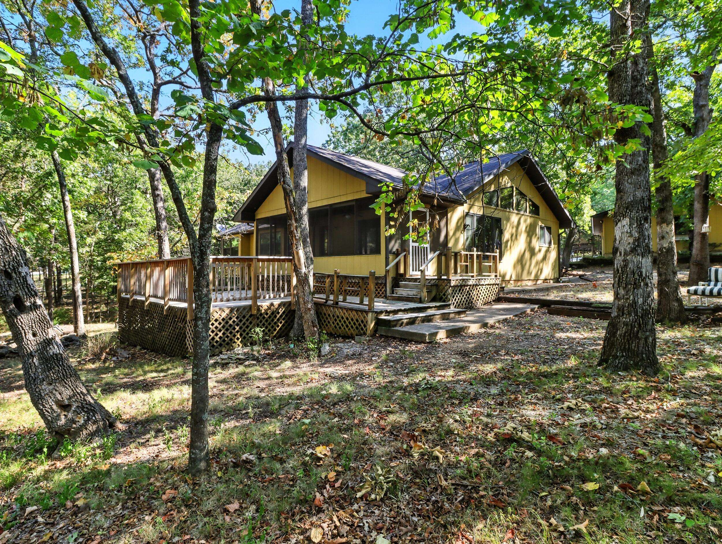 485 Holiday Acres Circle CIR, Branson West, MO 65737