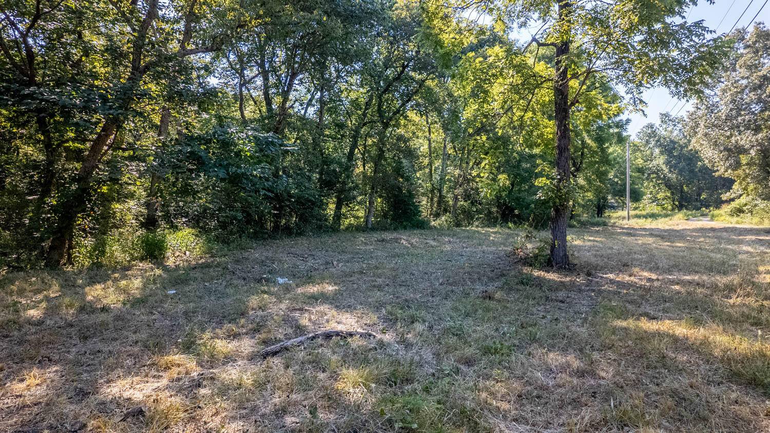 000 Calhan Circle, Clarkridge, AR 72623