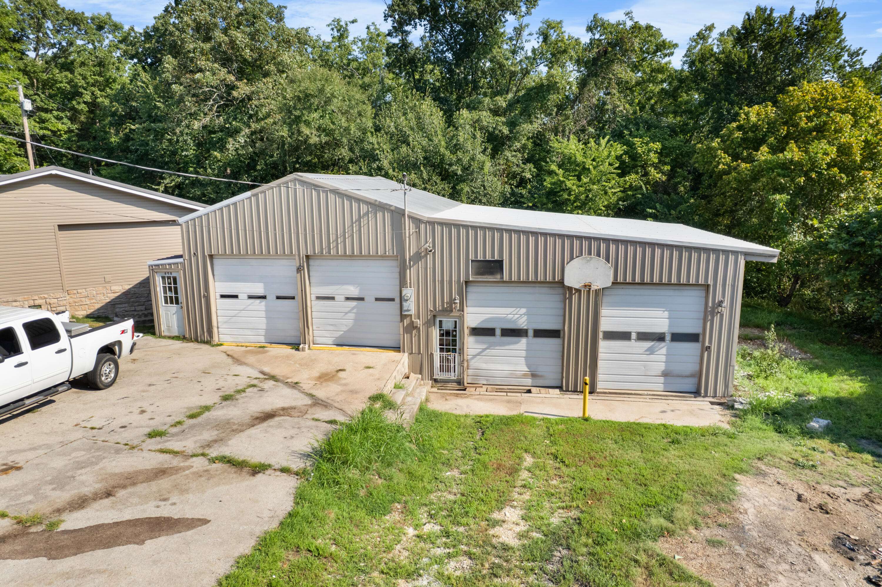 610 Kimberly Creek RD, Rockaway Beach, MO 65740
