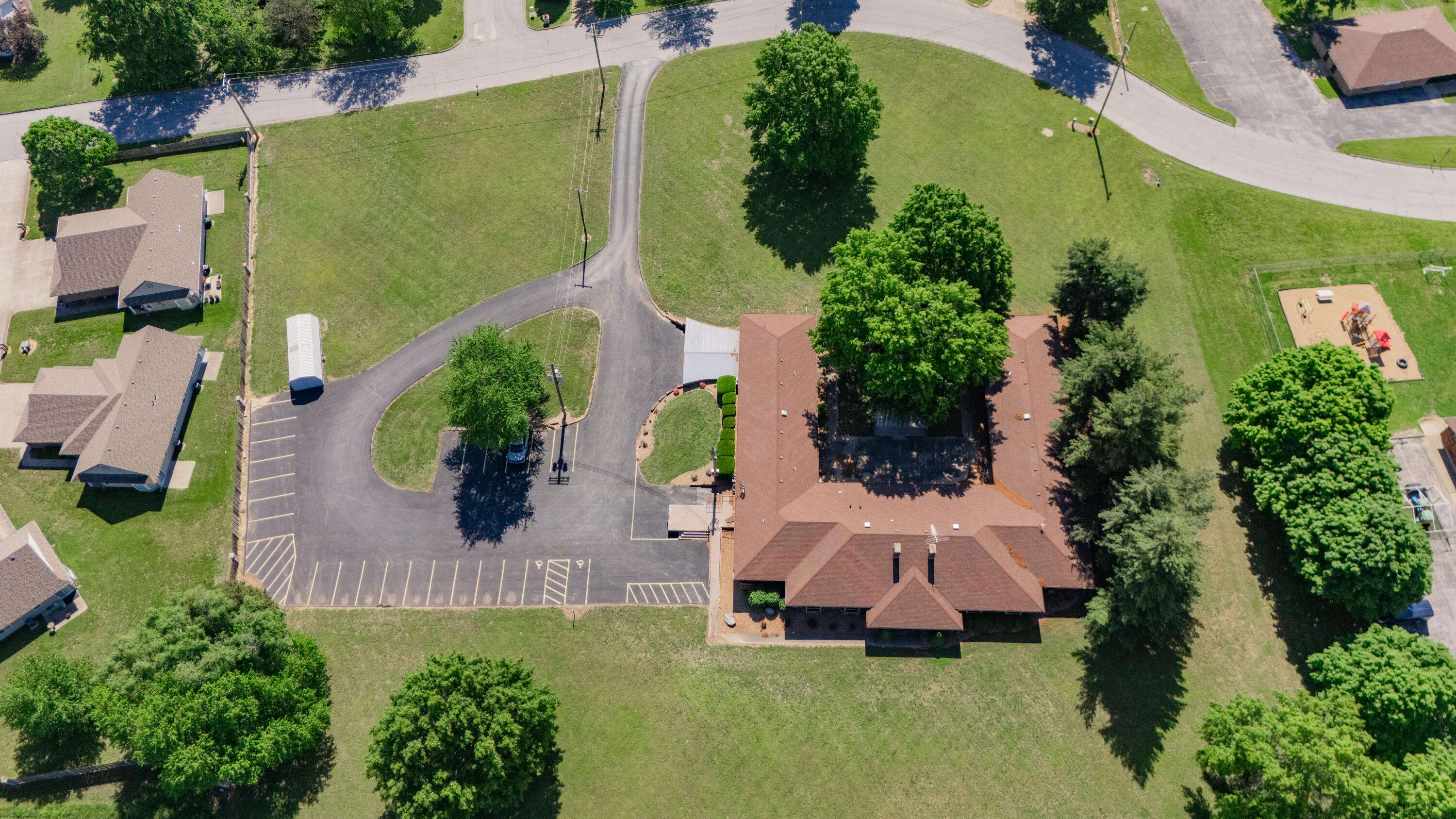 807 N Briarwood DR, Bolivar, MO 65613