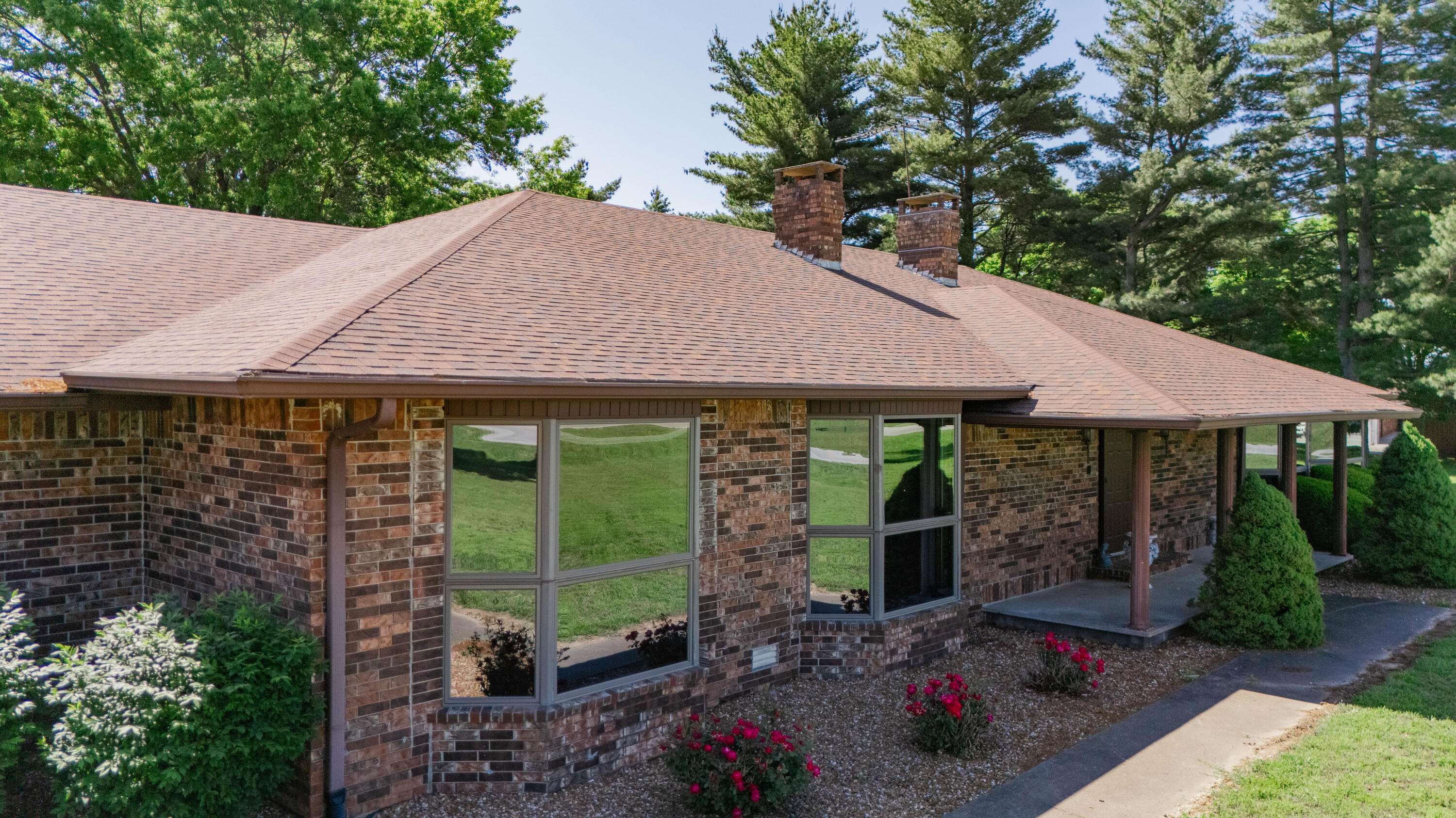 807 N Briarwood DR, Bolivar, MO 65613