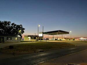 1803 N North Main Street ST, Mountain Grove, MO 65711