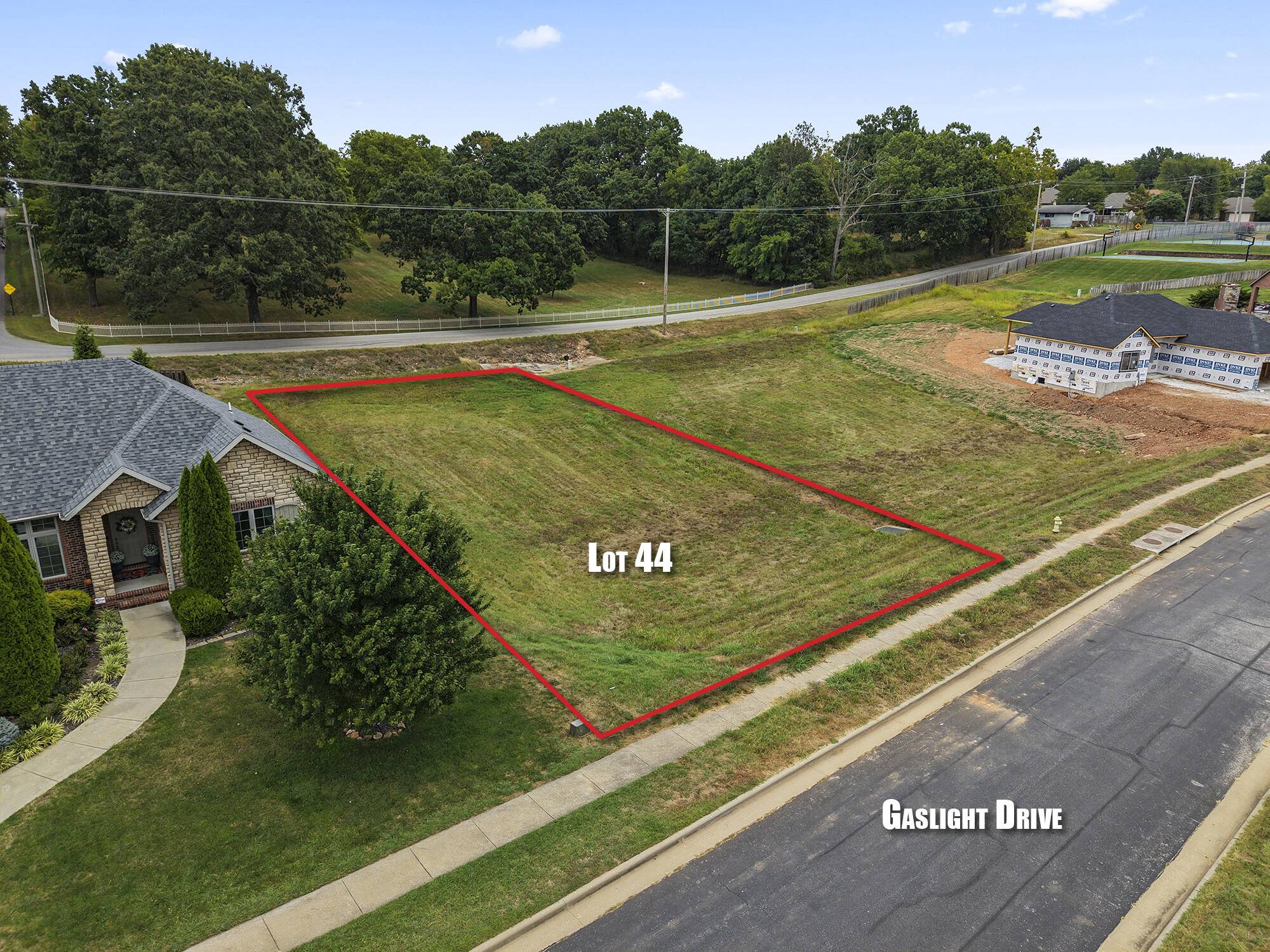 1563 W Gaslight DR, Springfield, MO 65810