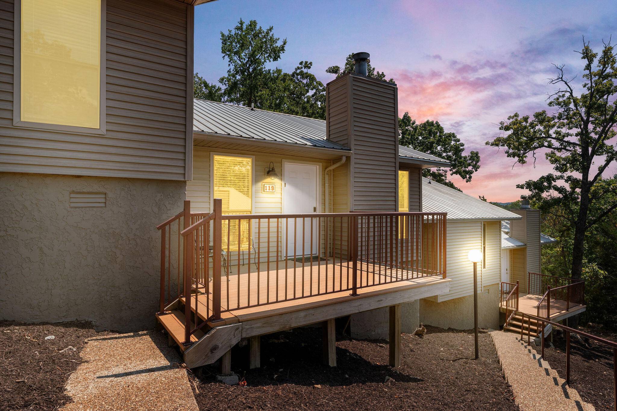 120 Mocking Jay LN #119, Kimberling City, MO 65686