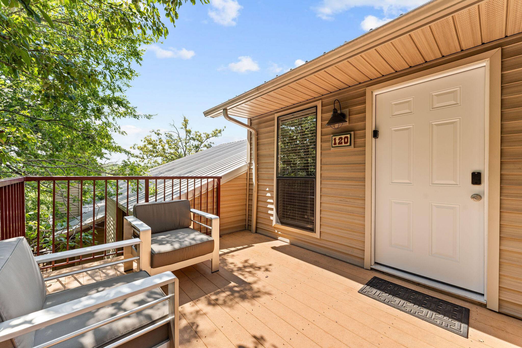120 Mocking Jay LN #120, Kimberling City, MO 65686