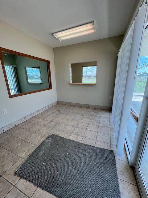 4746 S 131st RD #A, Bolivar, MO 65613