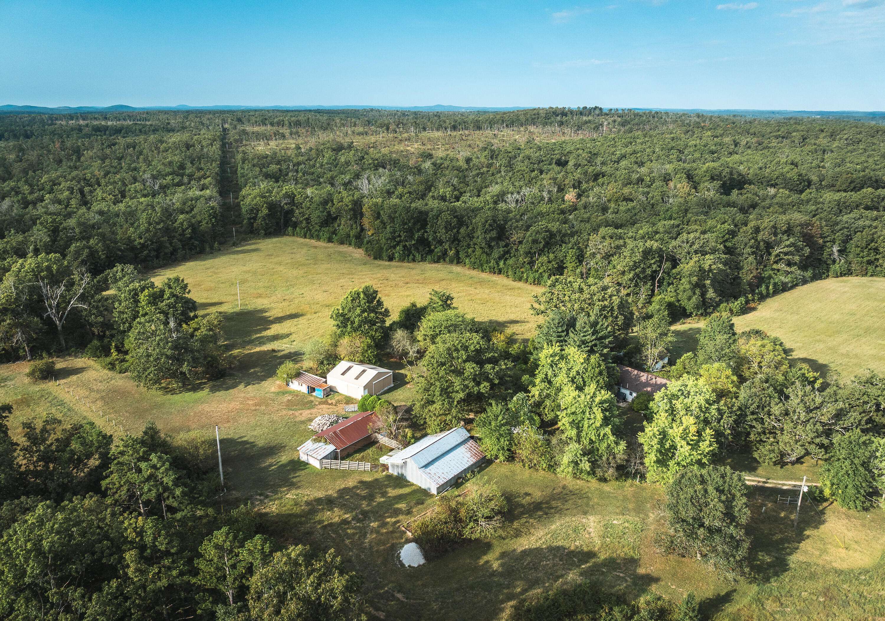 658 Rr 63, Cabool, MO 65689
