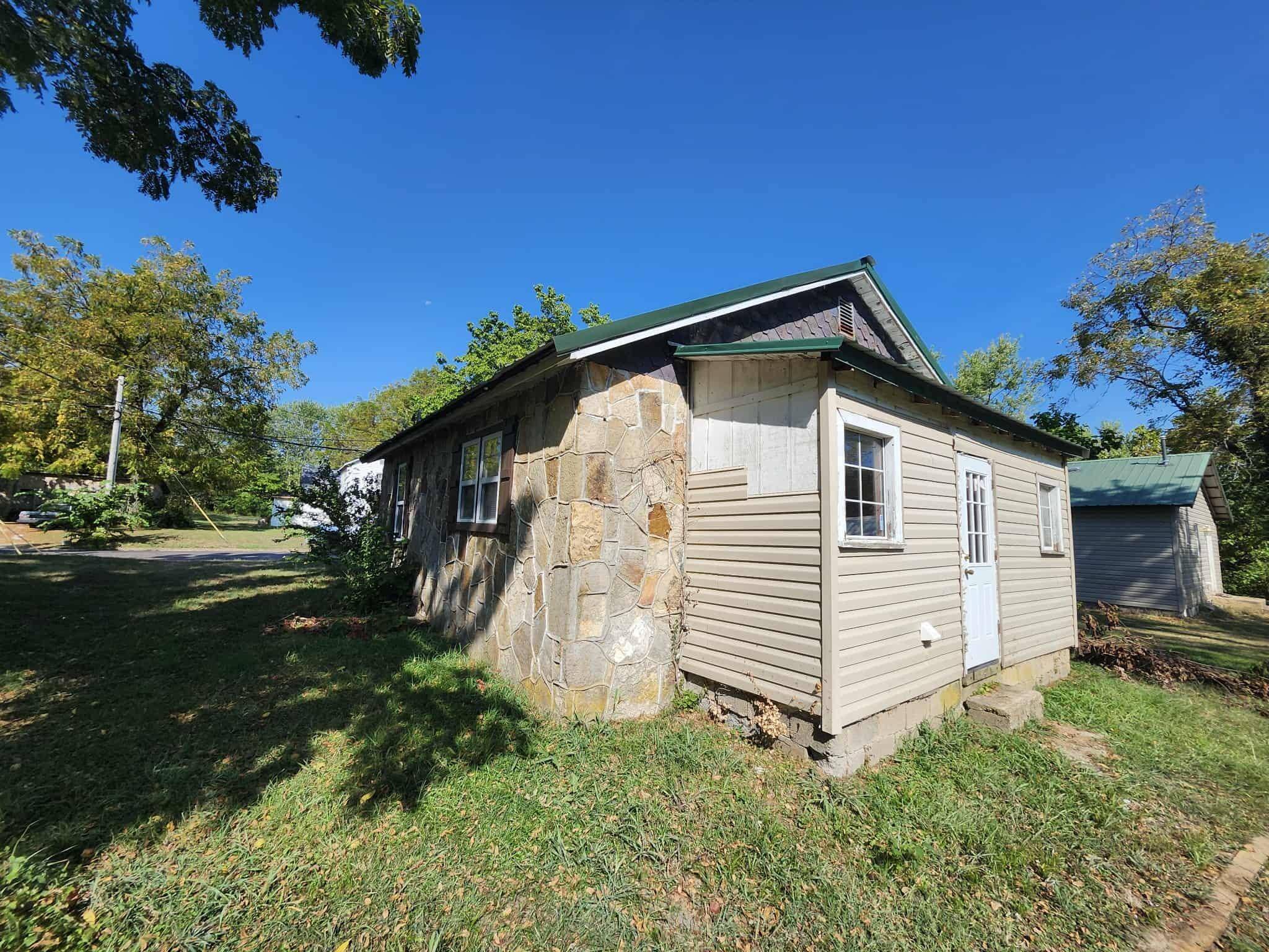 308 South High, Mountain Grove, MO 65711