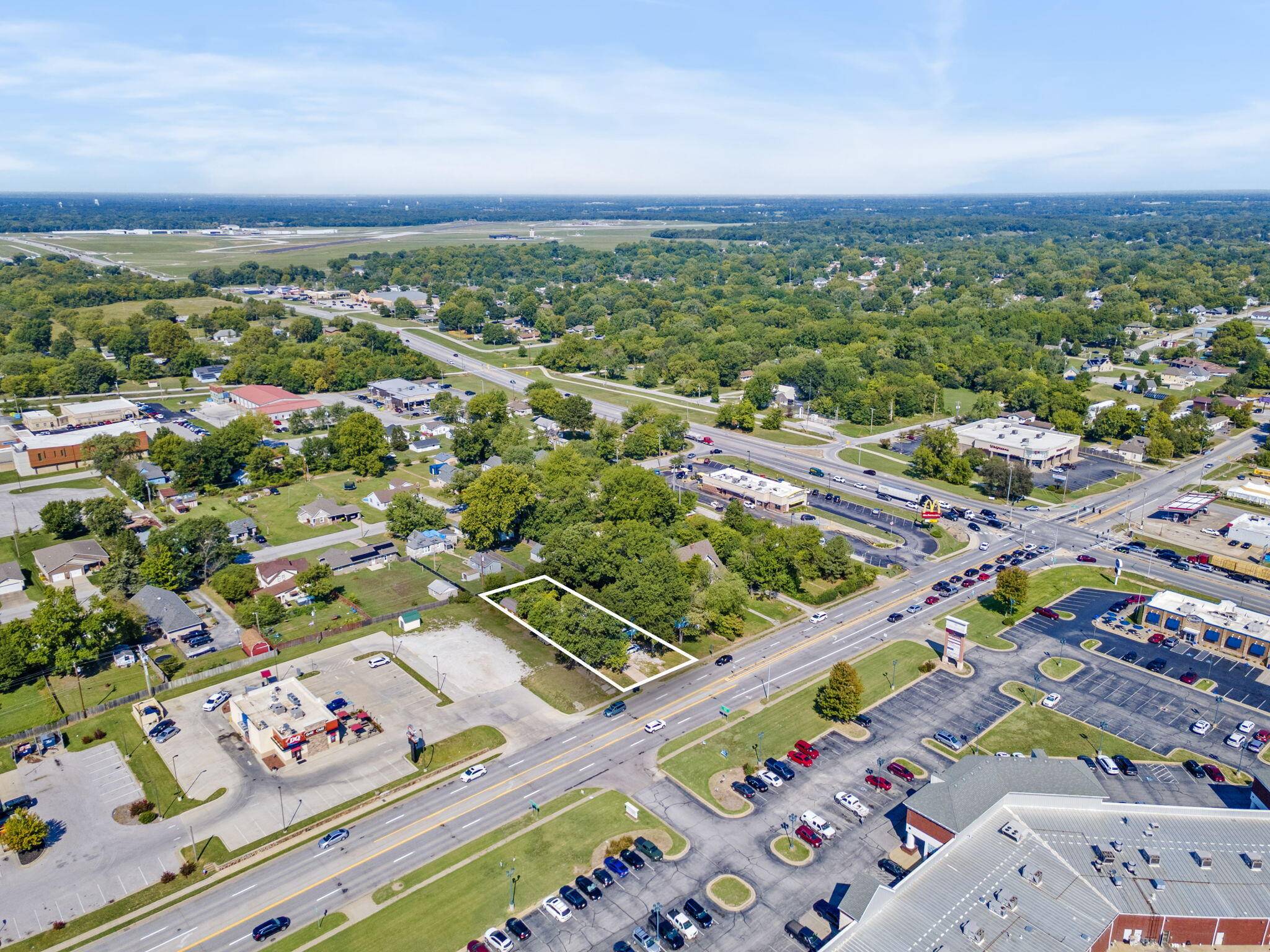 522 S Madison ST, Webb City, MO 64870