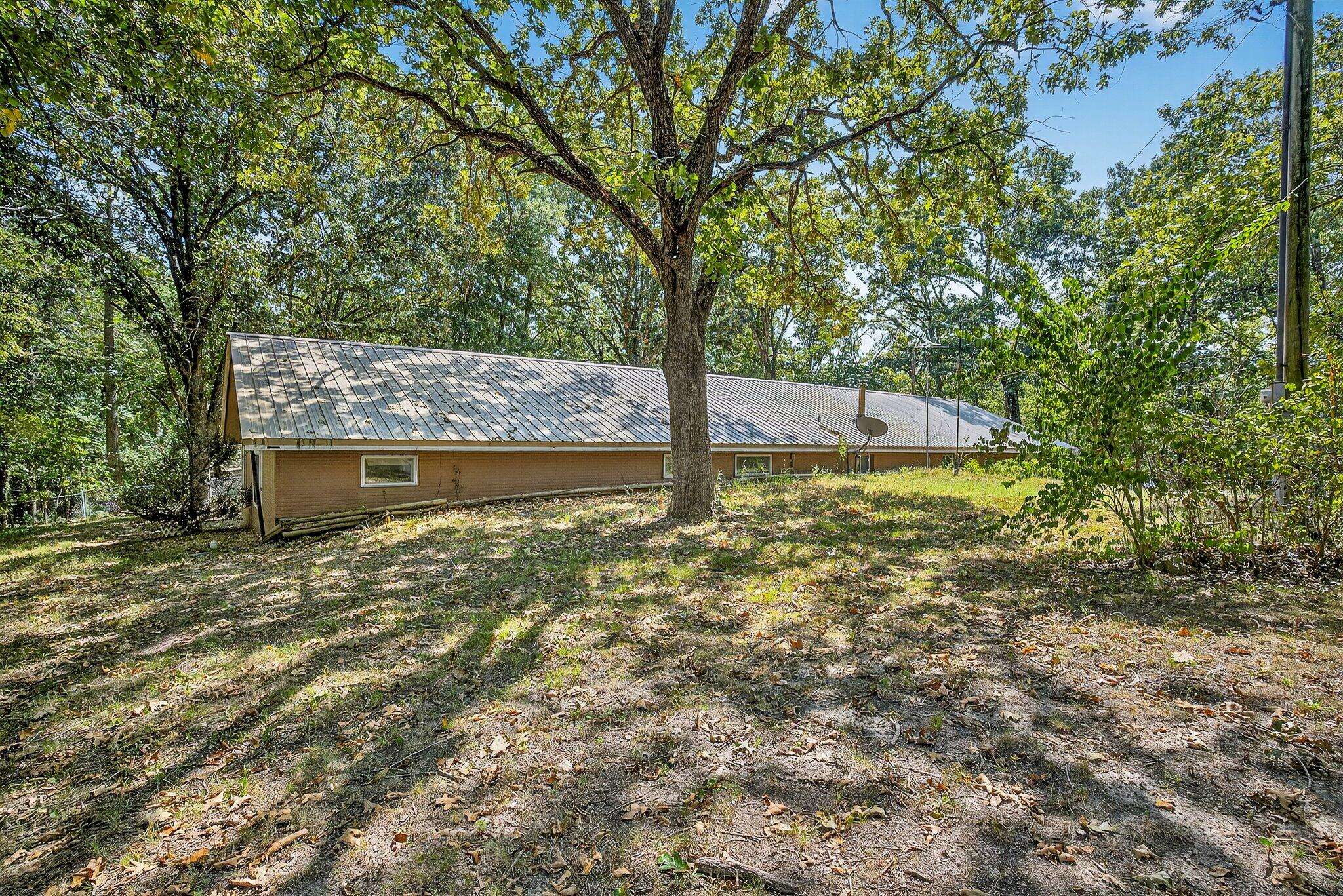 460 Sela LN, Galena, MO 65656