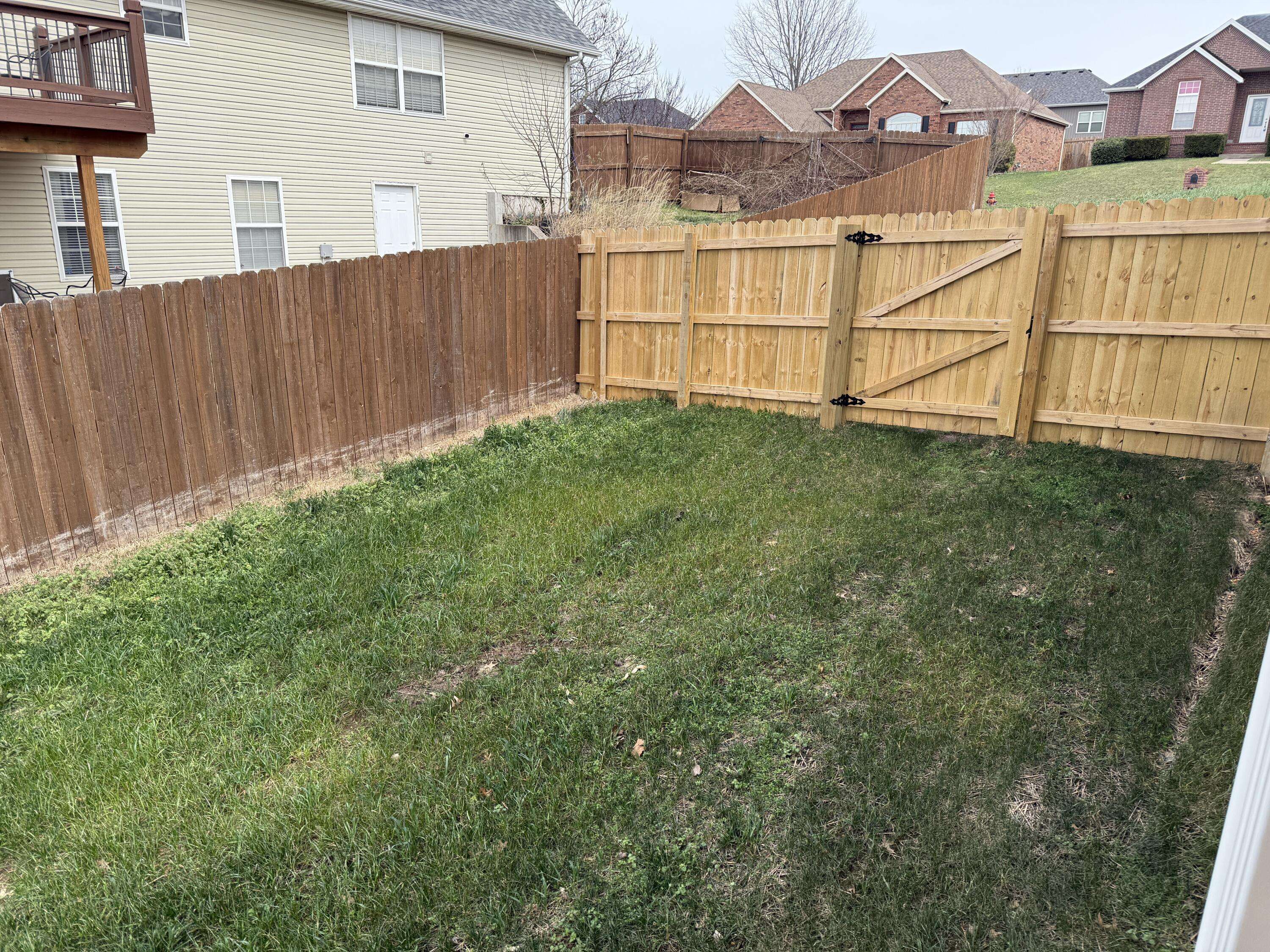 825 S Cobble Creek BLVD, Nixa, MO 65714