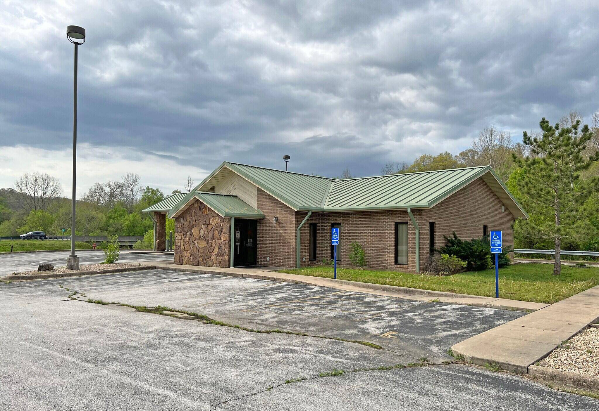 30667 State Highway 413, Galena, MO 65656