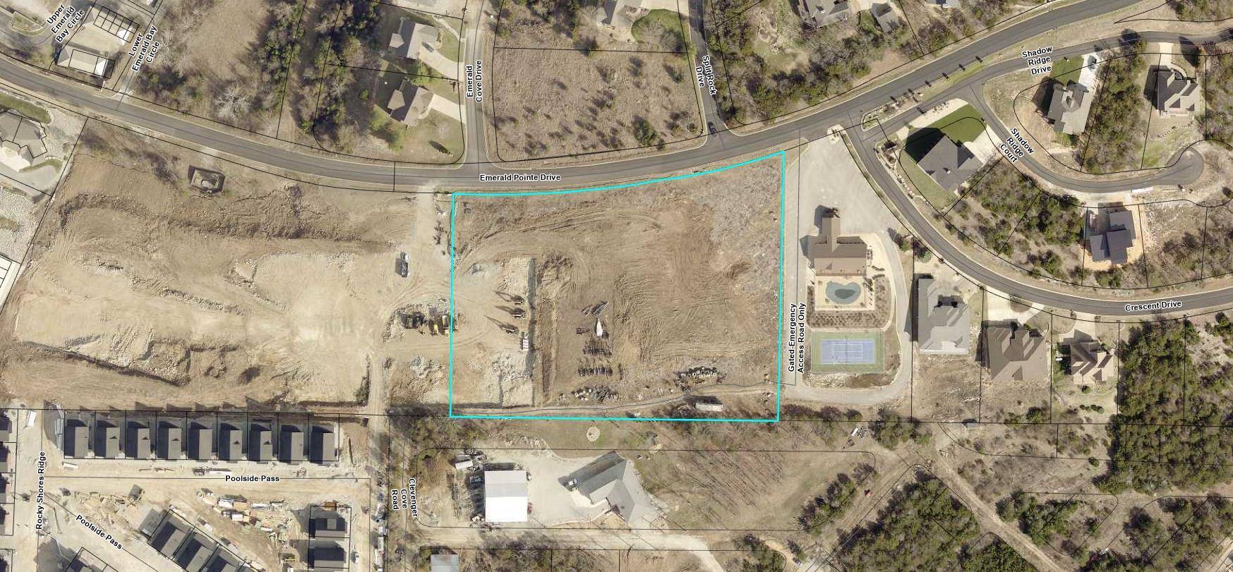 535 Emerald Pointe DR, Hollister, MO 65672