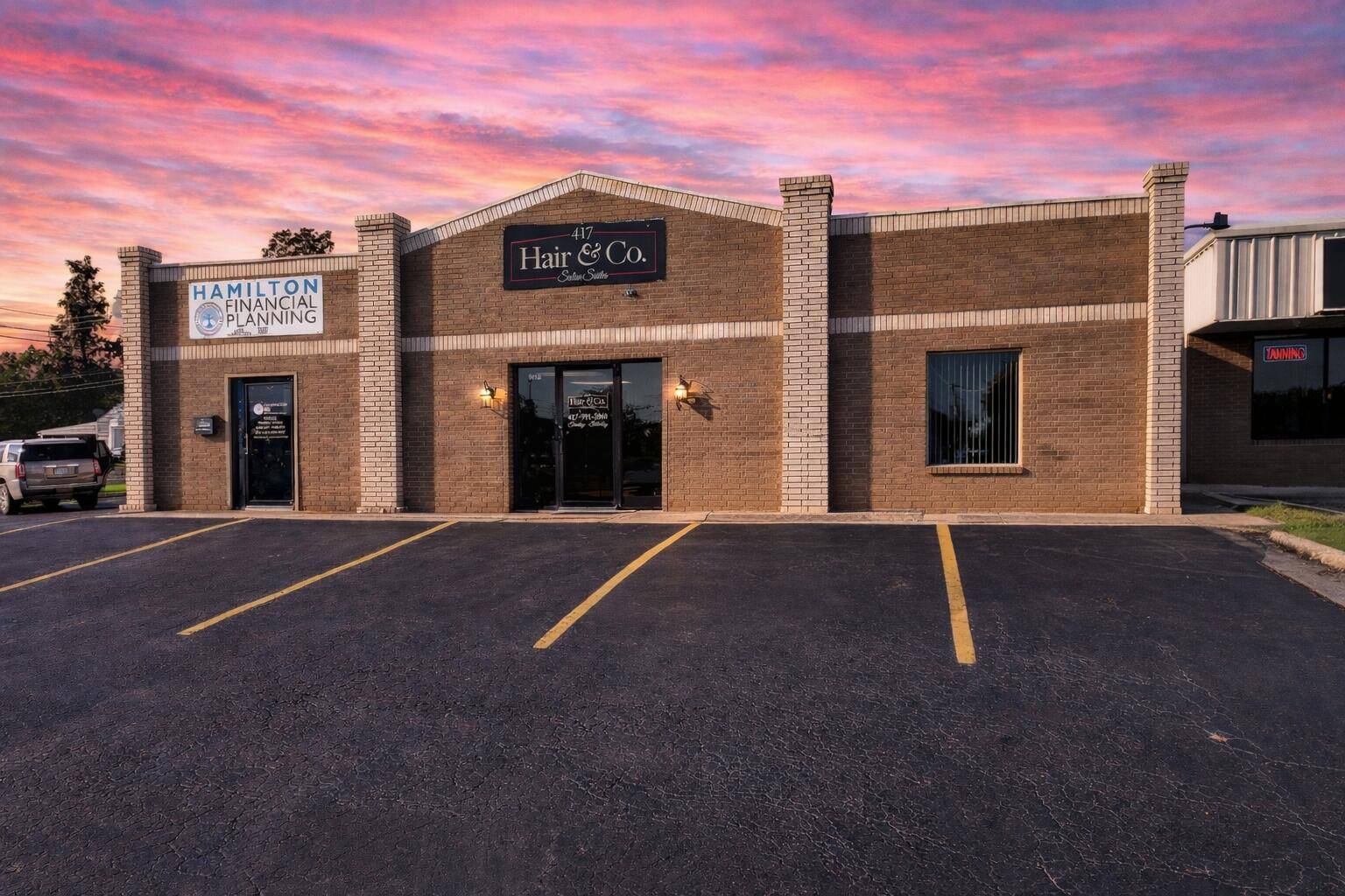 601 N Jefferson AVE, Lebanon, MO 65536