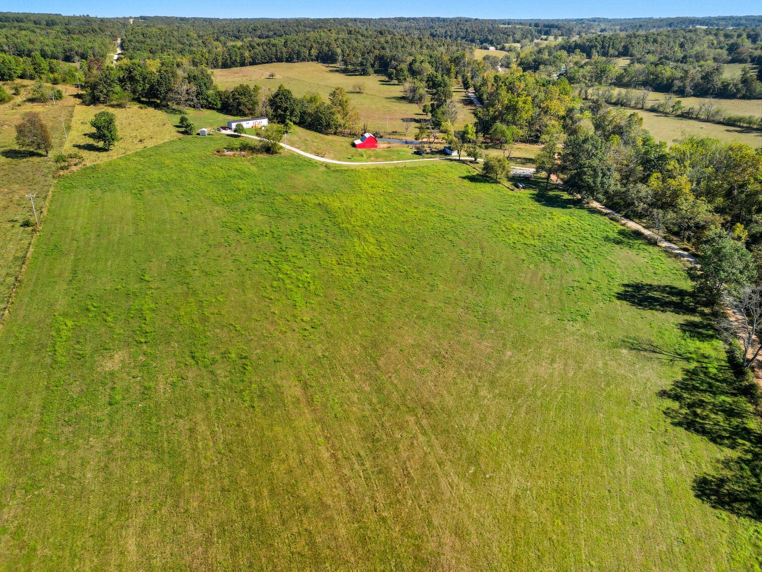 1283 County Road 7320, Caulfield, MO 65626