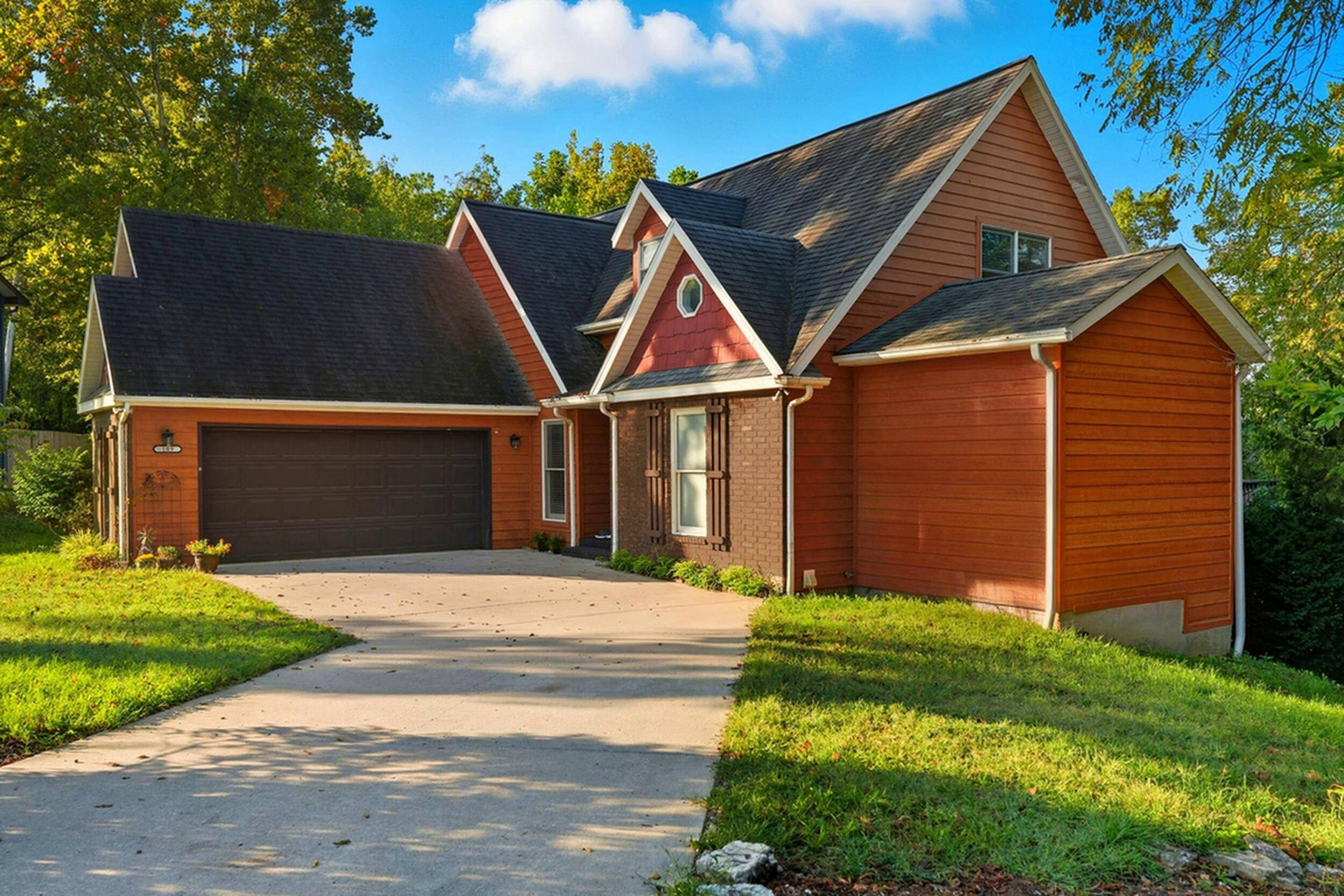 109 Diamond Hill CT, Hollister, MO 65672