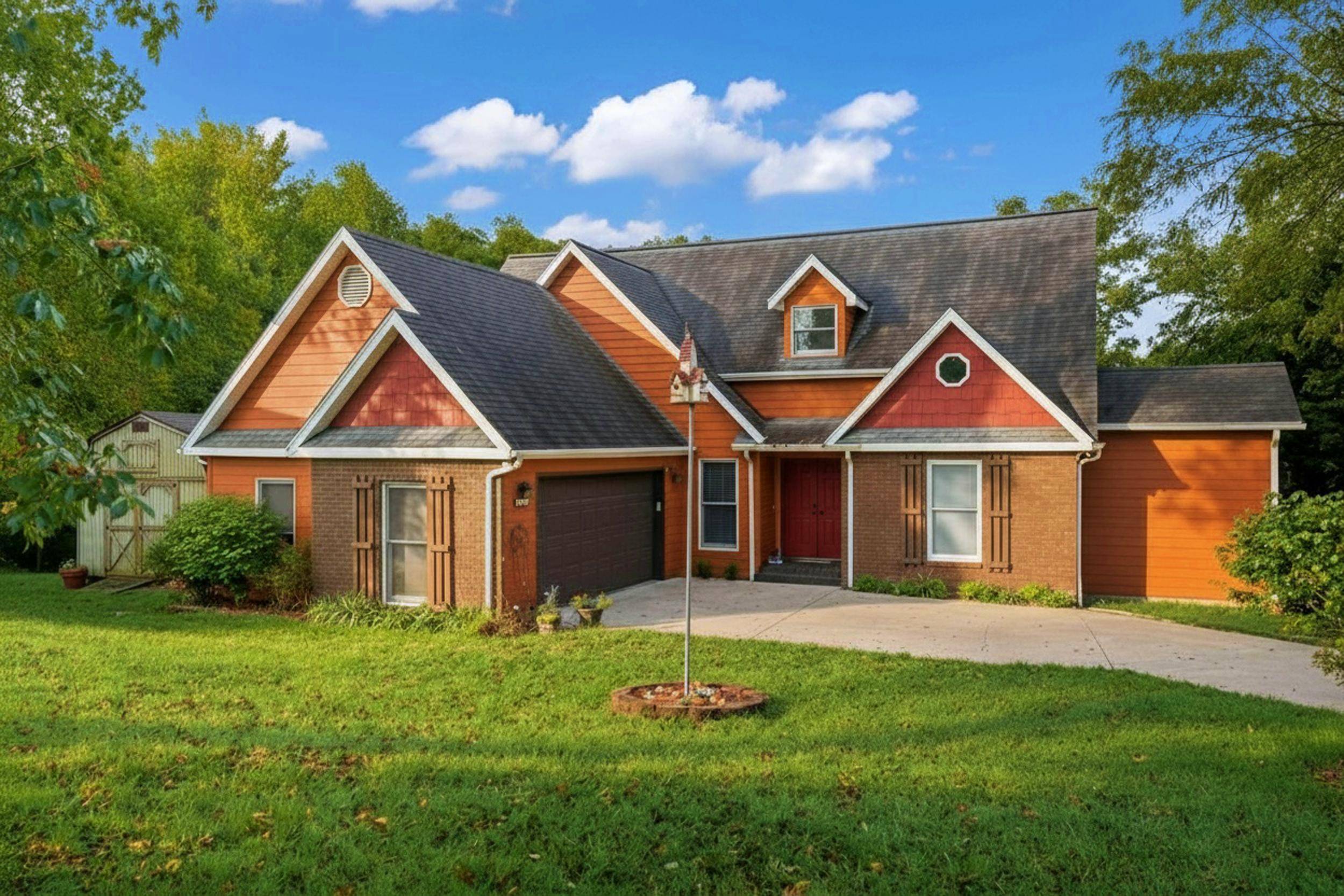 109 Diamond Hill CT, Hollister, MO 65672