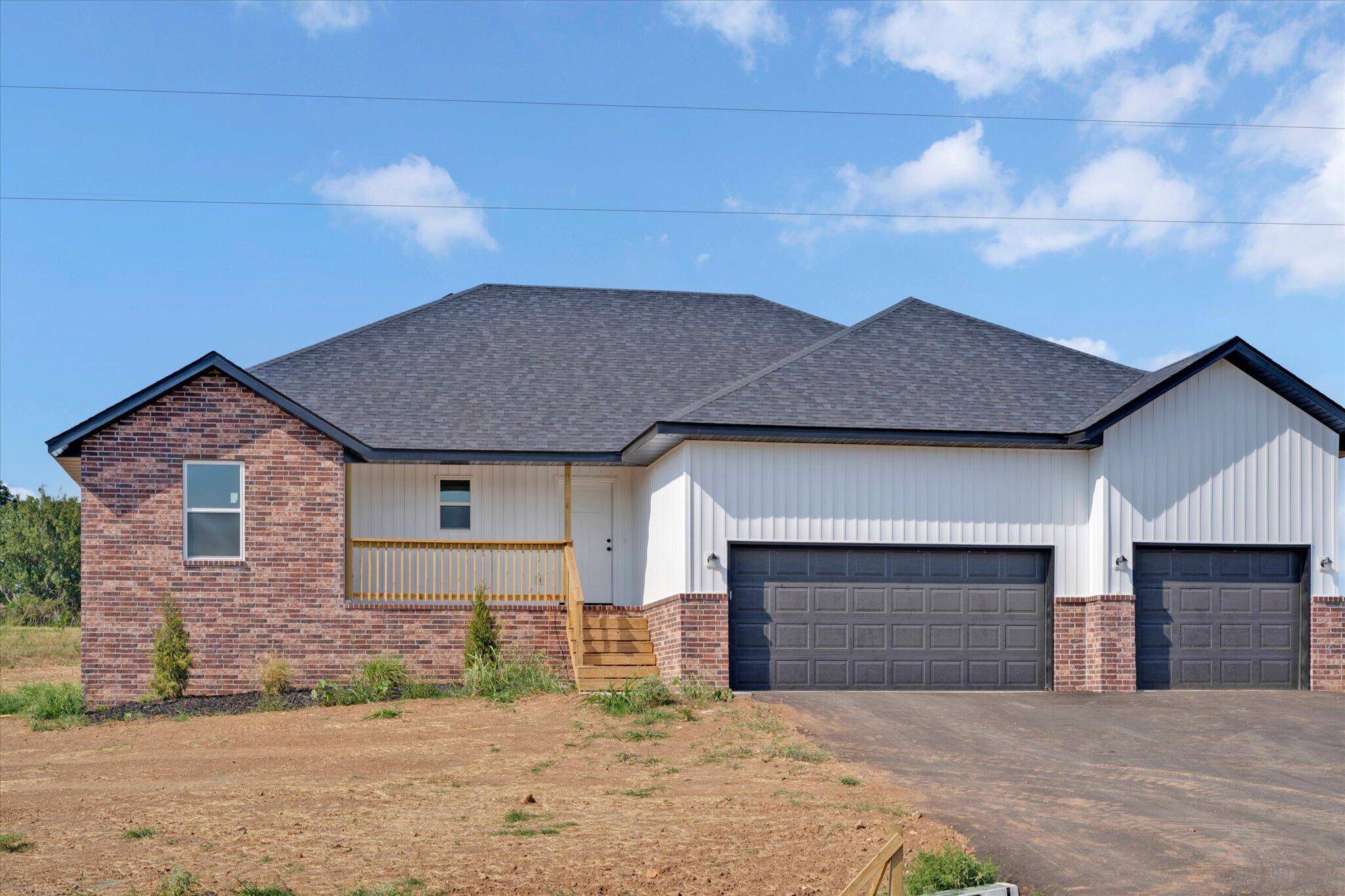 Lot10 1193 Hunter LN, Ash Grove, MO 65604