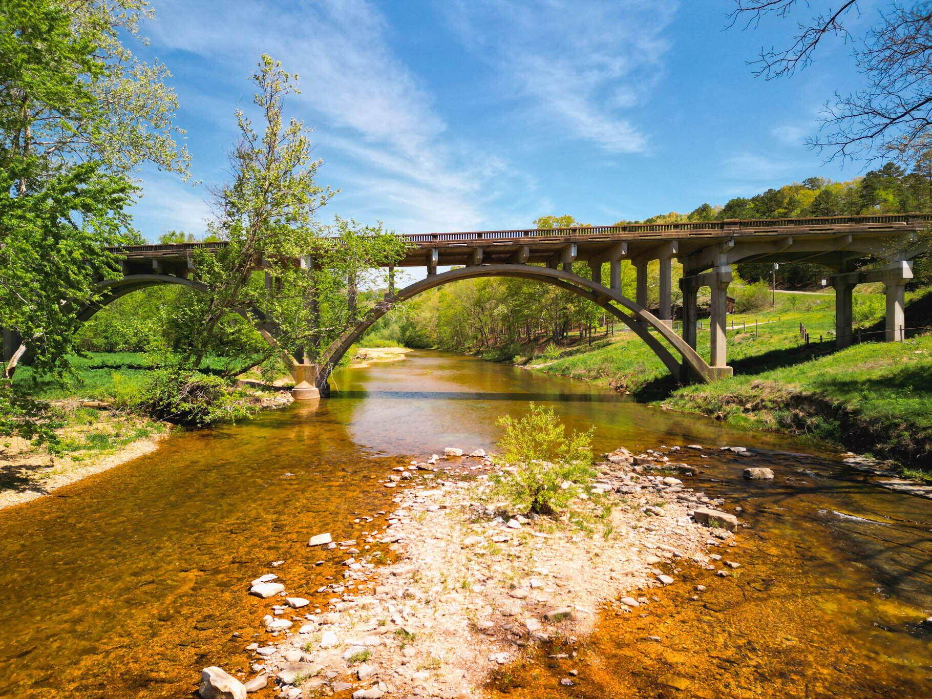 000 14 Highway, Dora, MO 65637