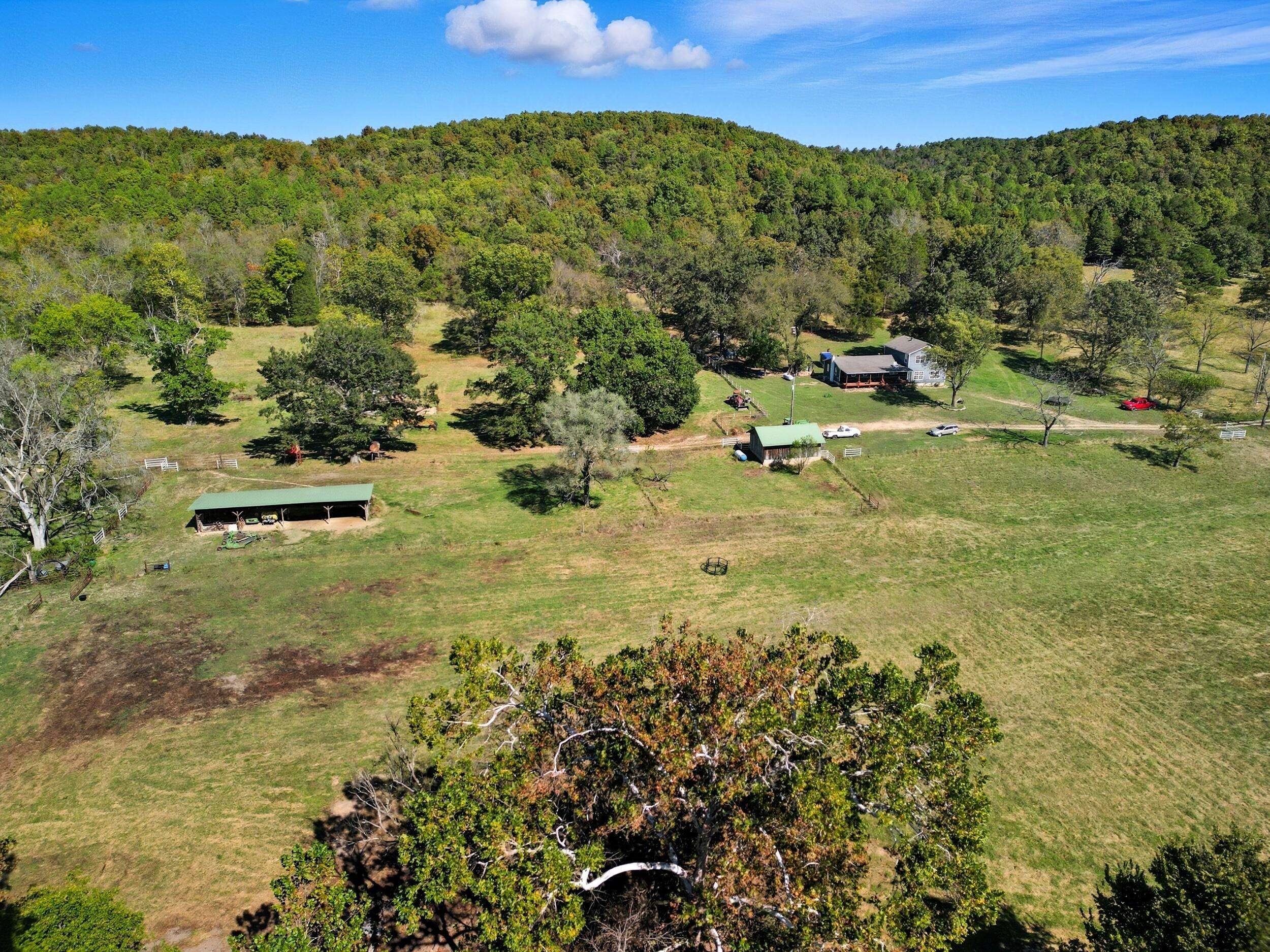 2755 County Road 422, Thomasville, MO 65438
