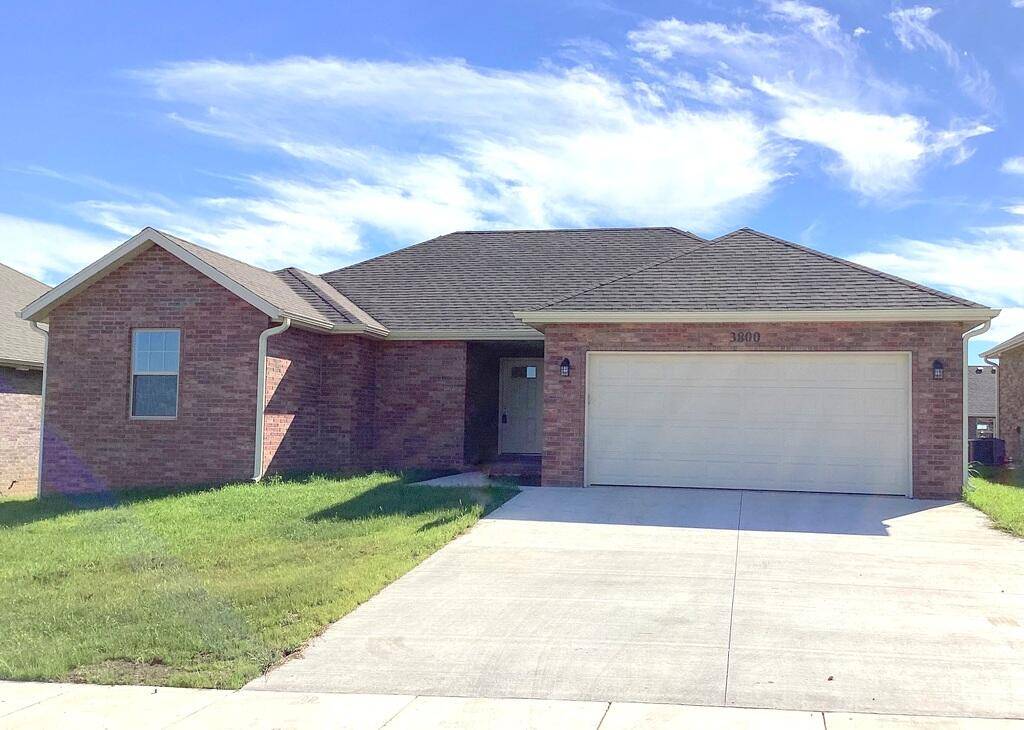 3800 W Riley ST, Bolivar, MO 65613
