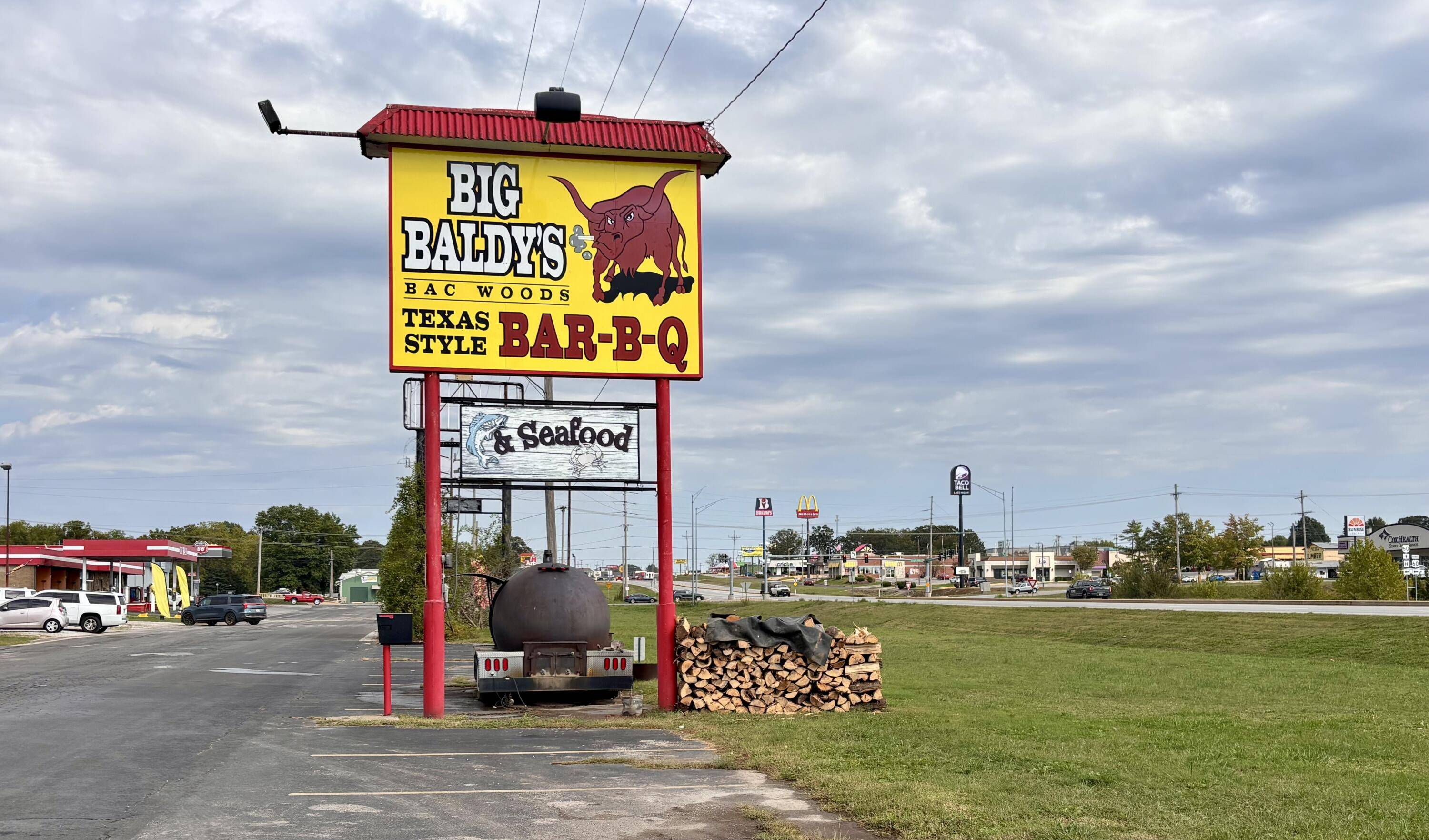 814 E Us Highway 60, Monett, MO 65708