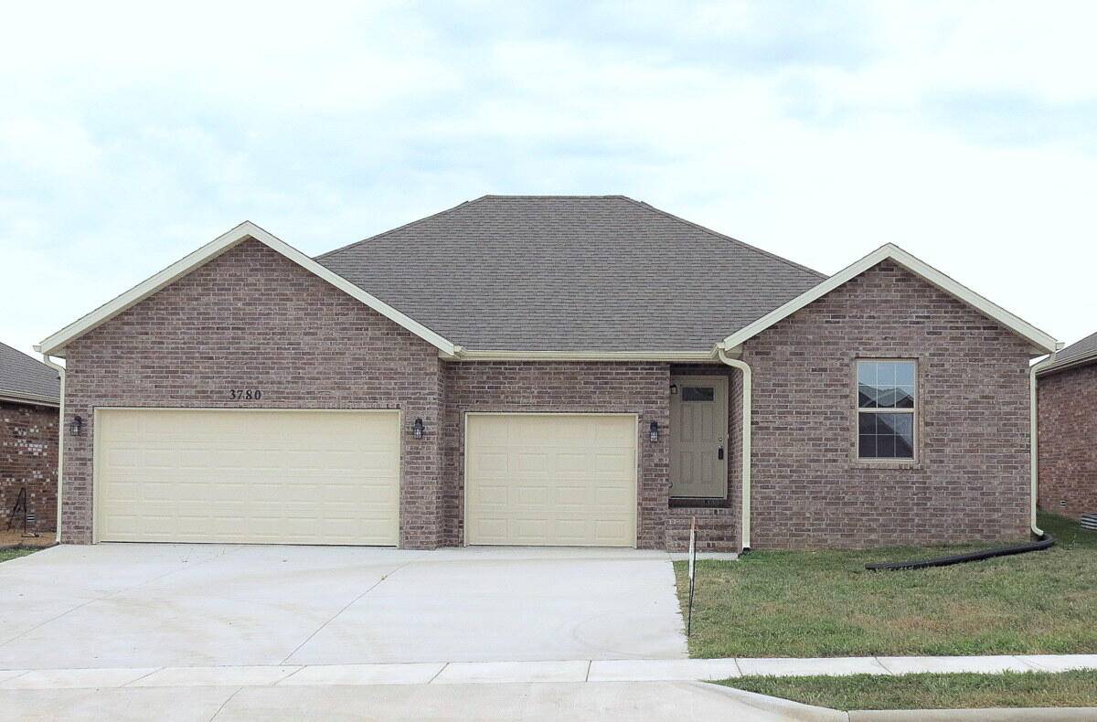 3780 W Riley ST, Bolivar, MO 65613