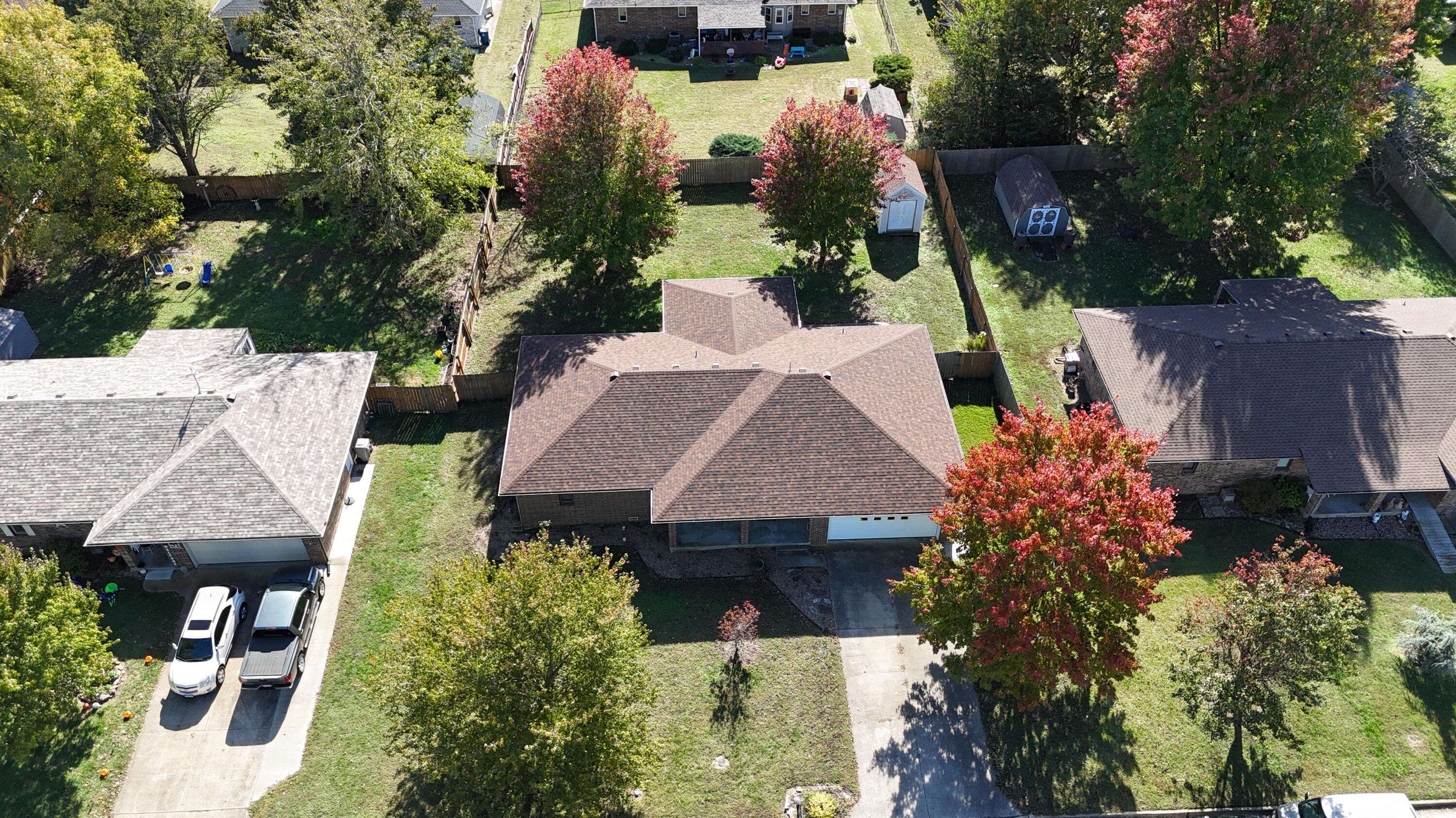 2306 W Auburn ST, Bolivar, MO 65613