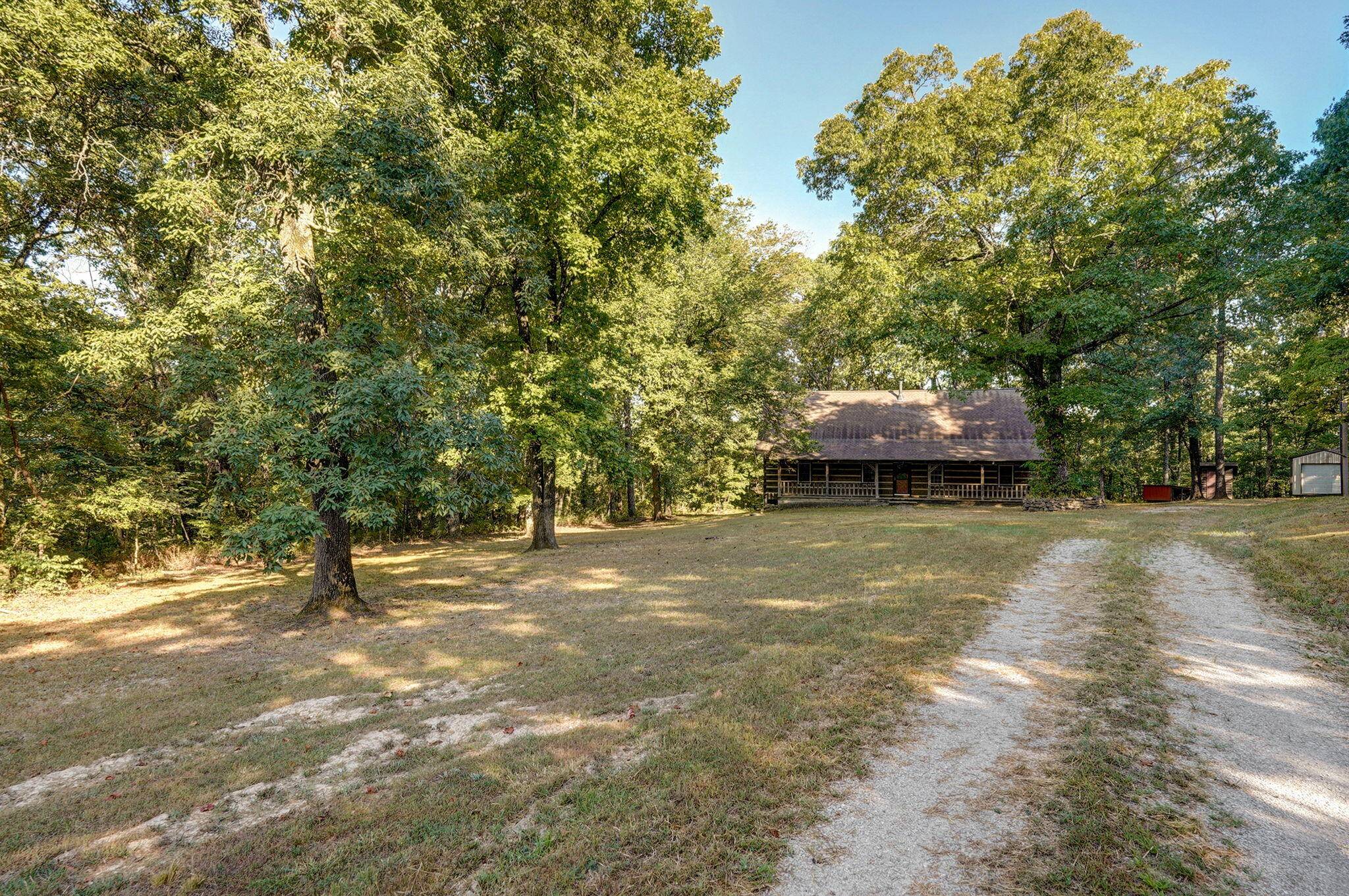 225 Turkey Creek RD, Garrison, MO 65657
